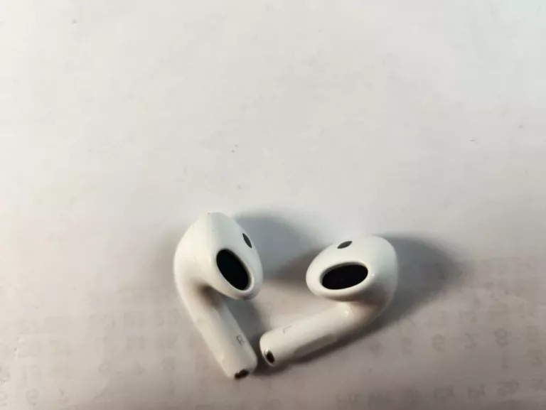 sluchawki-apple-airpods-4-anc-pudelko-rodzaj-sluchawek-203681-217749