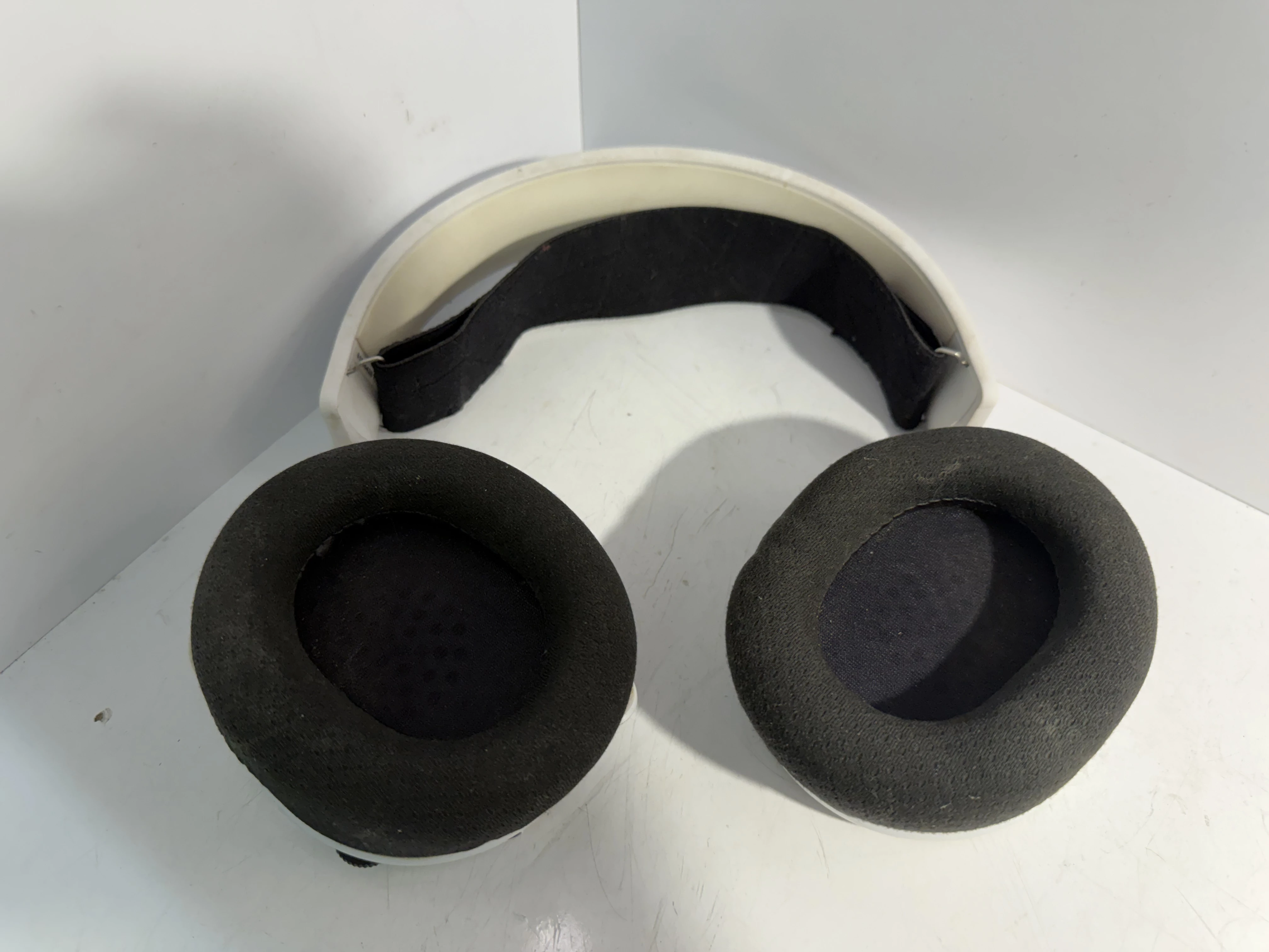 sluchawki-steelseries-arctis-3-biale-kod-producenta-813682025243