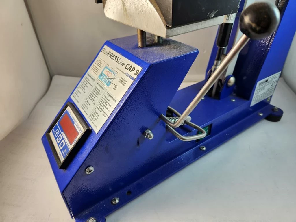 prasa-bluepressline-cap-s-do-czapek-stan-11323-2