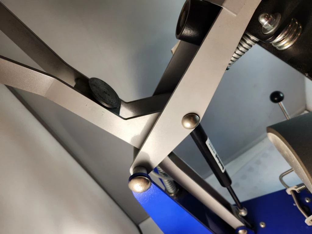 prasa-bluepressline-cap-s-do-czapek-stan-11323-2