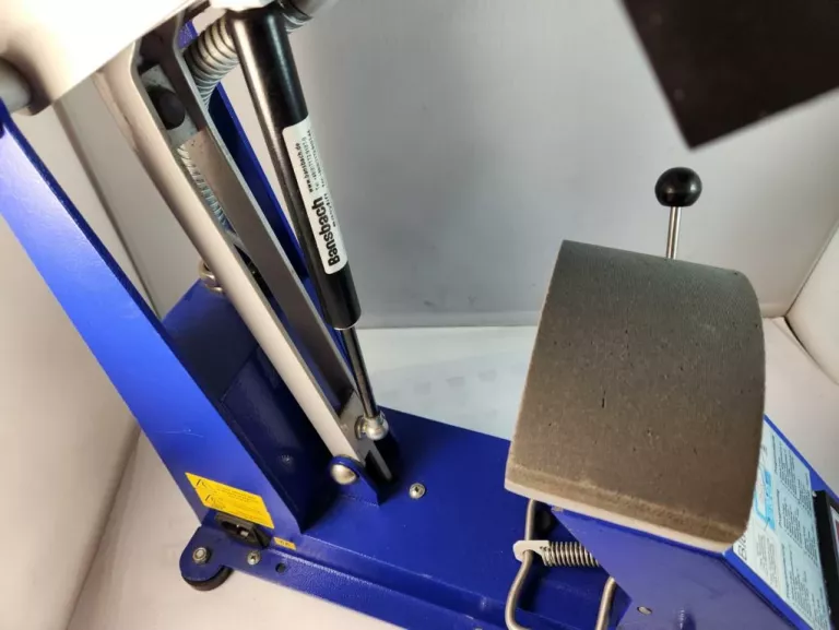 prasa-bluepressline-cap-s-do-czapek-wielka-rzeznicka-1-srem-centrum