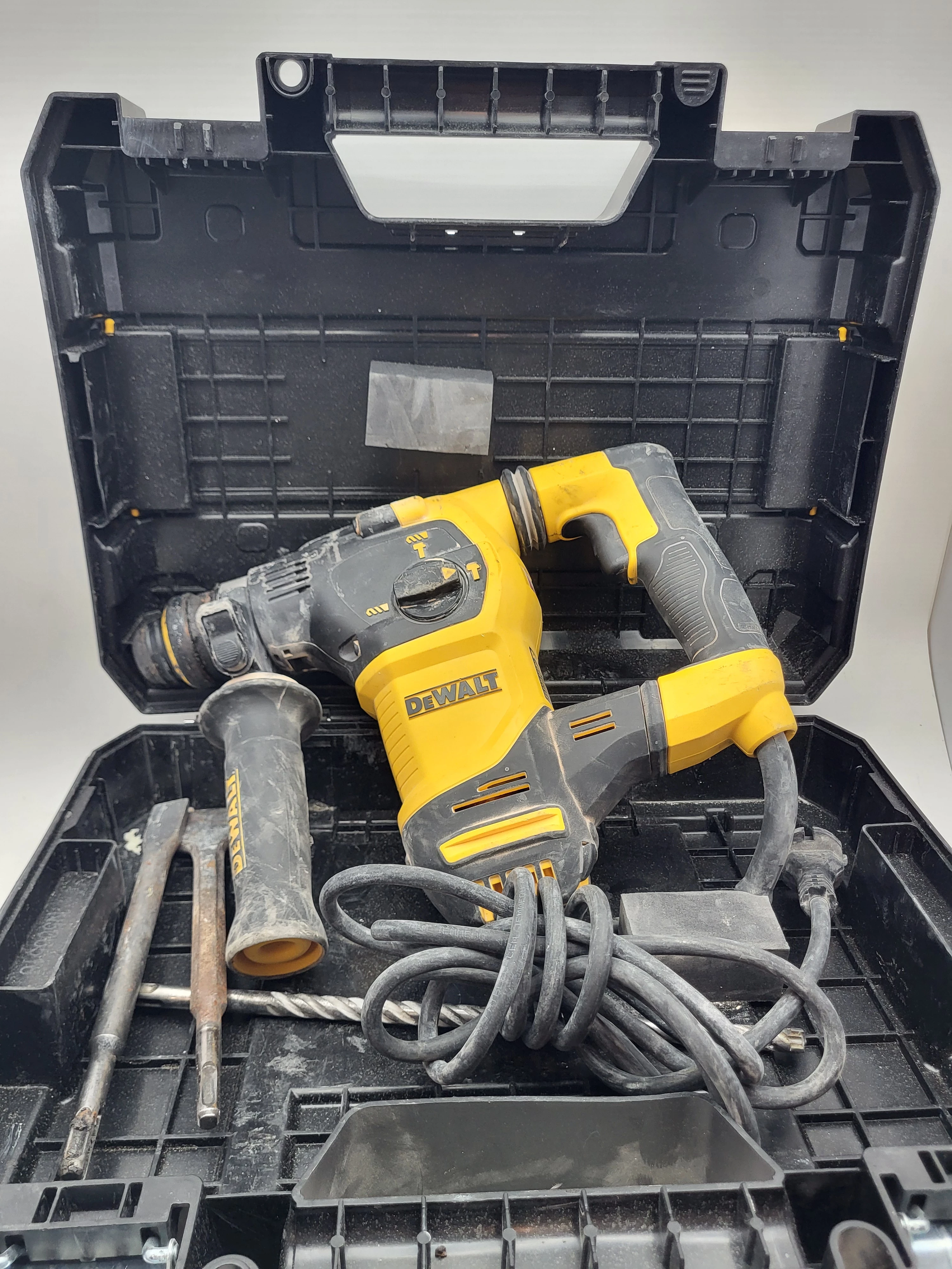 mlotowiertarka-dewalt-d25333-grunwaldzka-12-ostroda