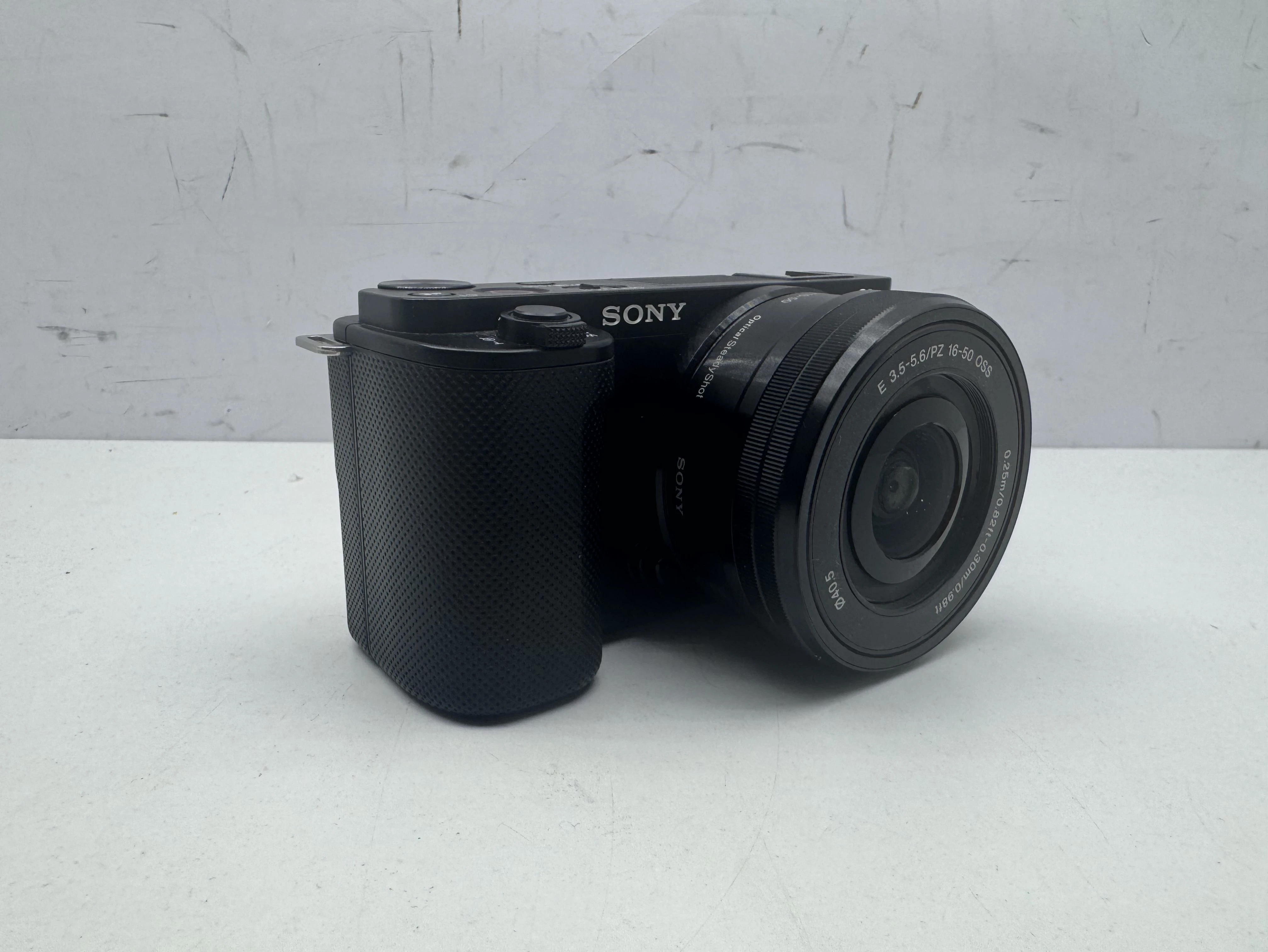 aparat-fotograficzny-sony-zv-e10-16-50mm-stan-11323-2