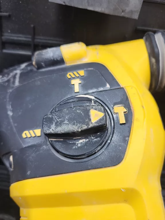 mlotowiertarka-dewalt-d25333-funkcyjnosc-205137-222597