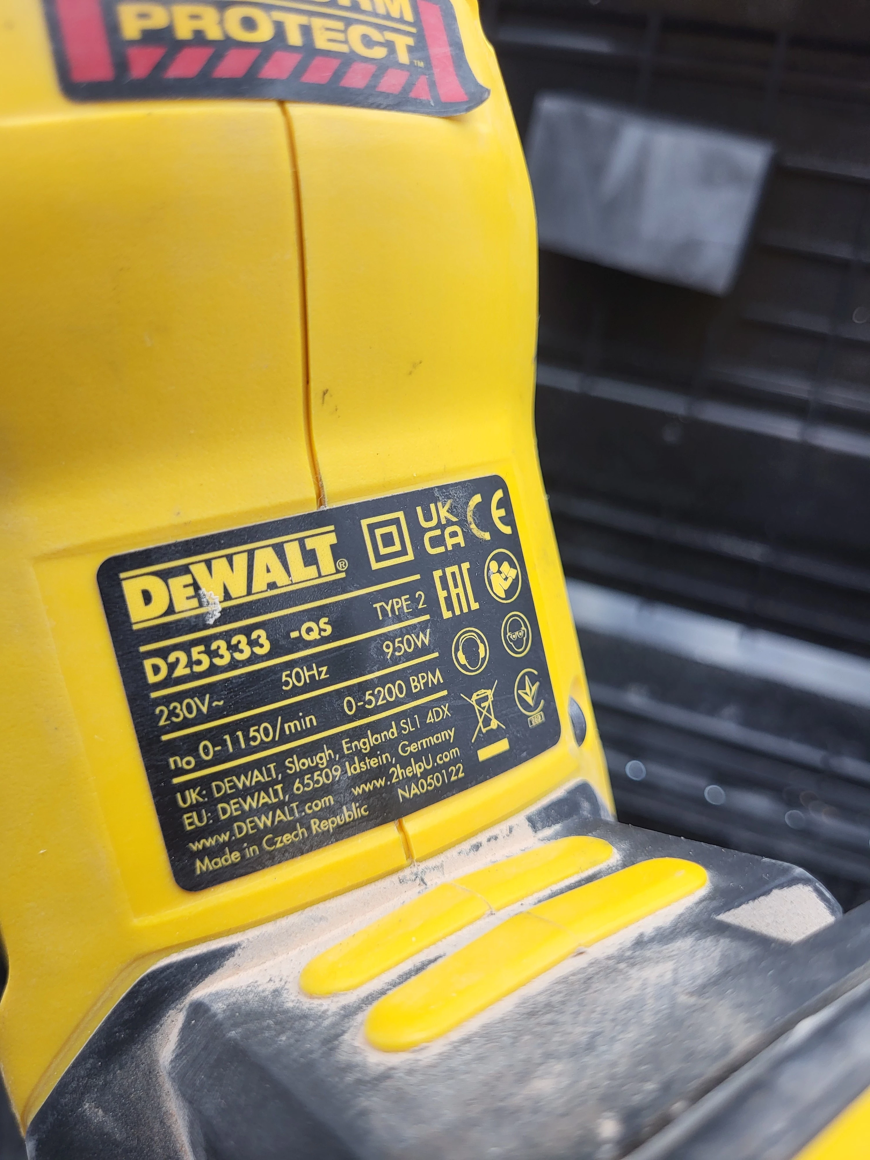 mlotowiertarka-dewalt-d25333-ean-gtin-5035048648650