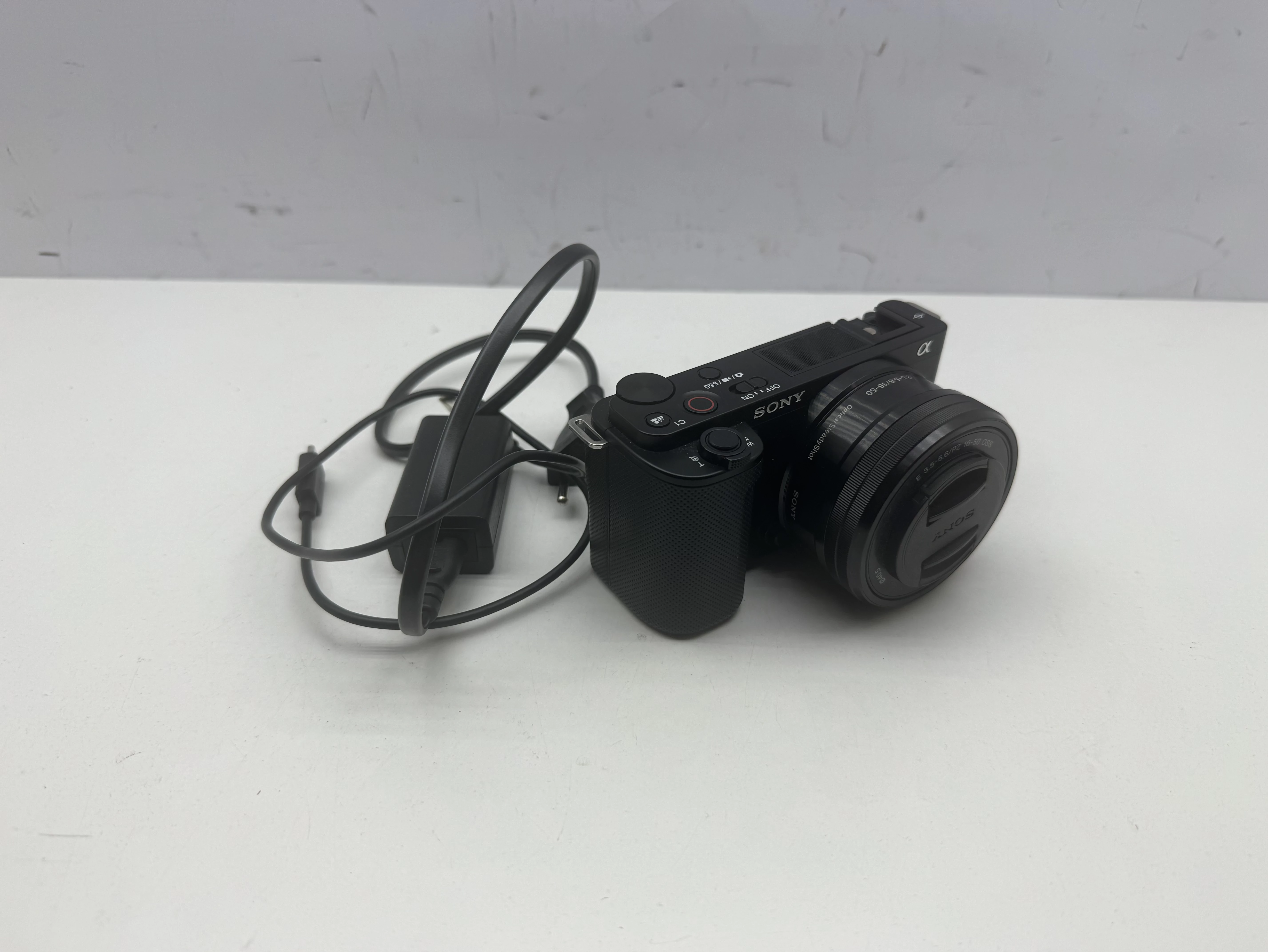 aparat-fotograficzny-sony-zv-e10-16-50mm-ean-gtin-4548736128460