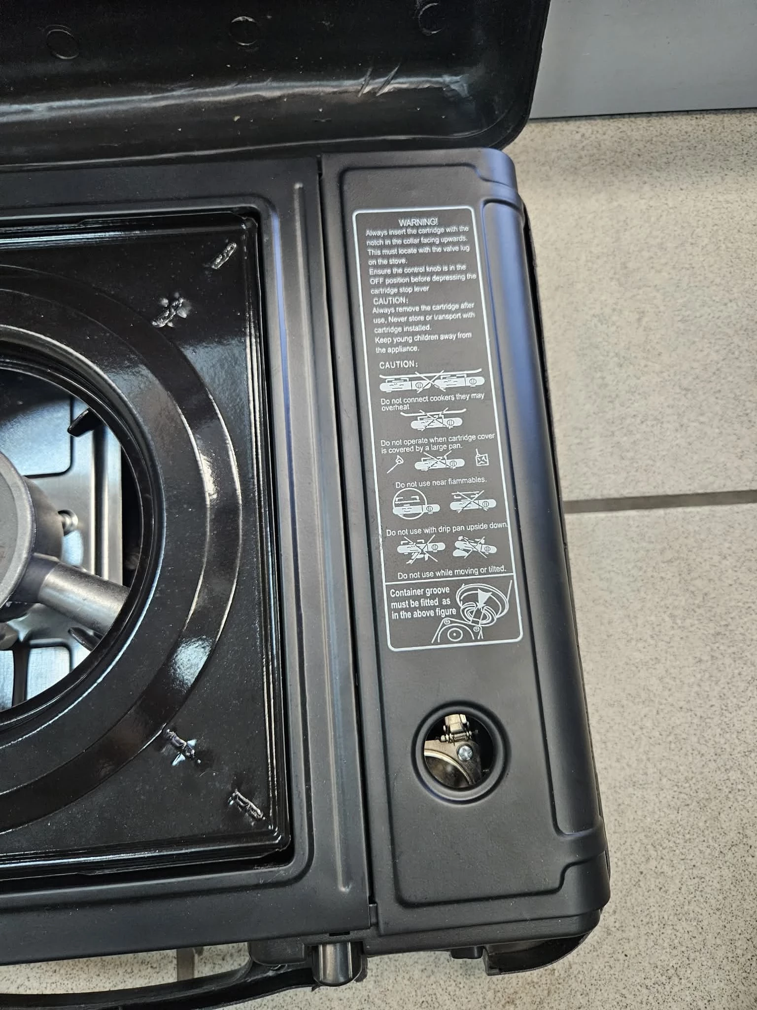 gazowa-kuchenka-turystyczna-happy-home-bdz-155-a-walizka-model-bdz-155-a