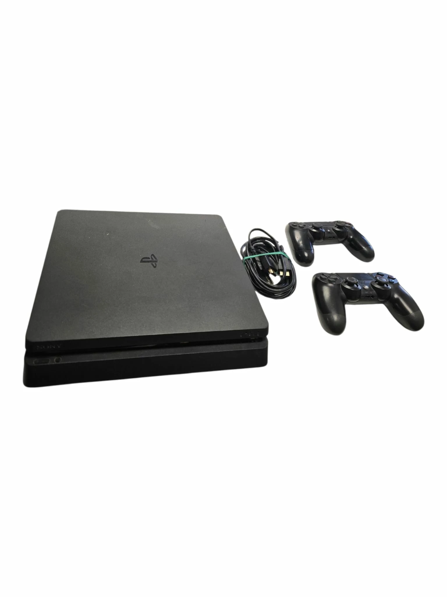 konsola-ps4-slim-500gb-2-pady-kabel-zasilajacy-zawiszy-czarnego-16-katowice