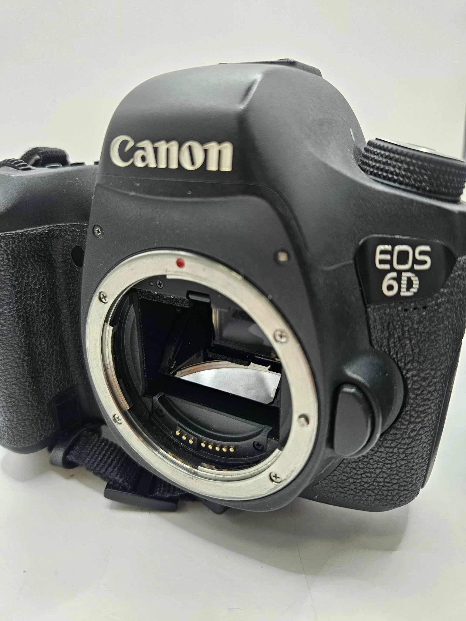 lustrzanka-canon-eos-6d-obiektyw-canon-lens-ef-100mm-12-f2-ultrasonic-typ-matrycy-14228-2