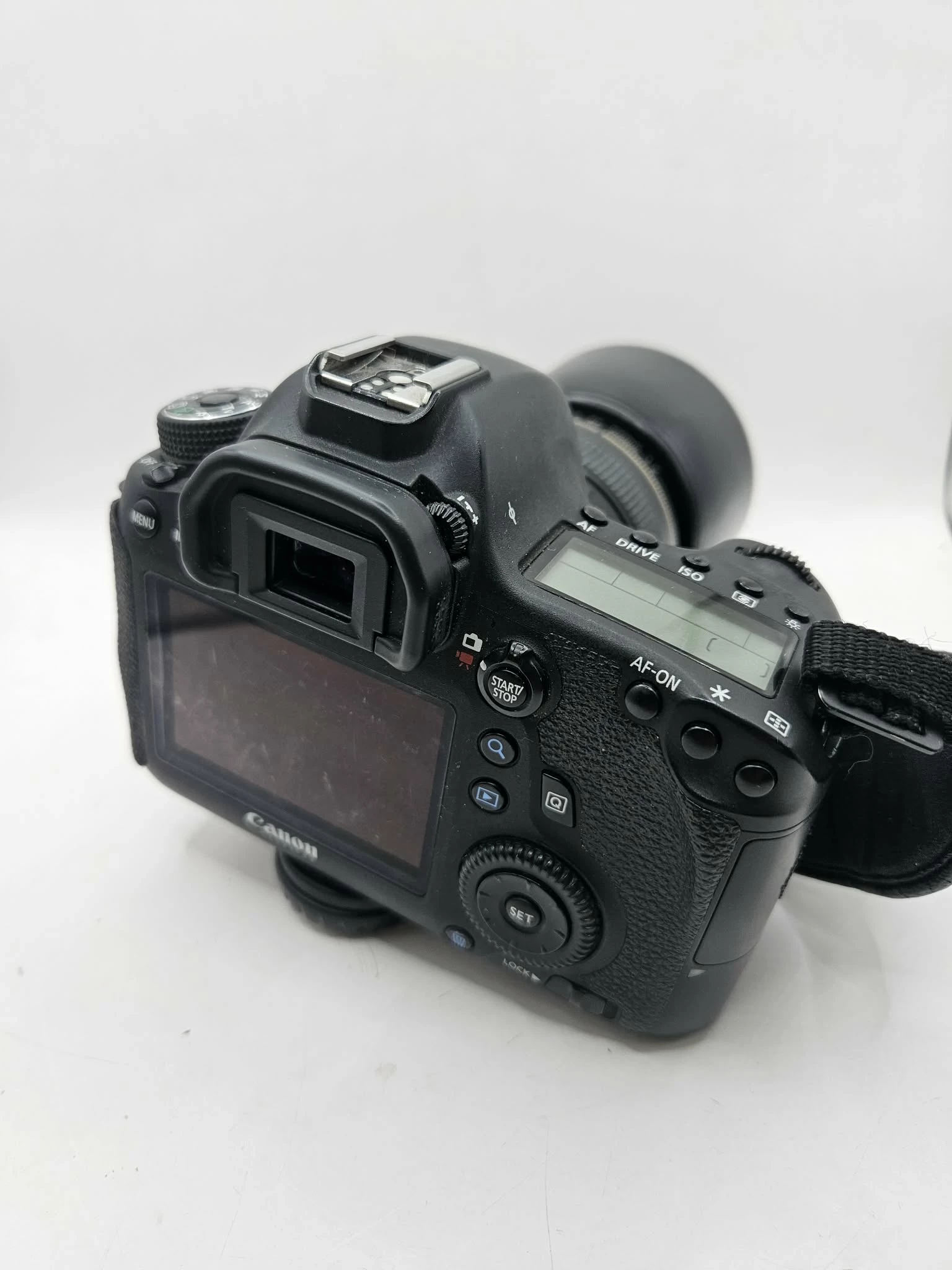 lustrzanka-canon-eos-6d-obiektyw-canon-lens-ef-100mm-12-f2-ultrasonic-w-zestawie-814-1