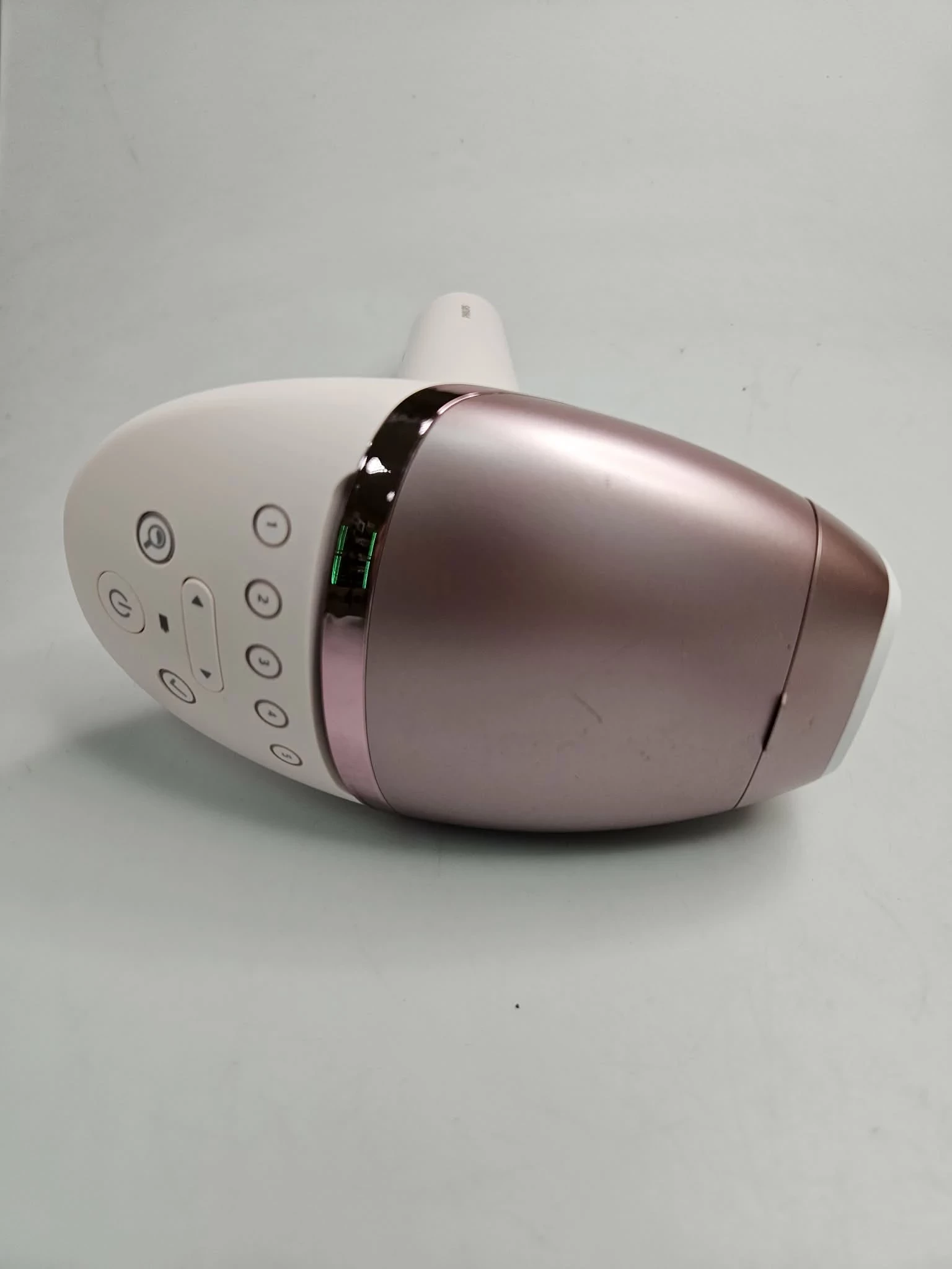 depilator-philips-lumea-9900-bri977-4-nasadki-etui-gwar-stan-idealny-model-bri97700