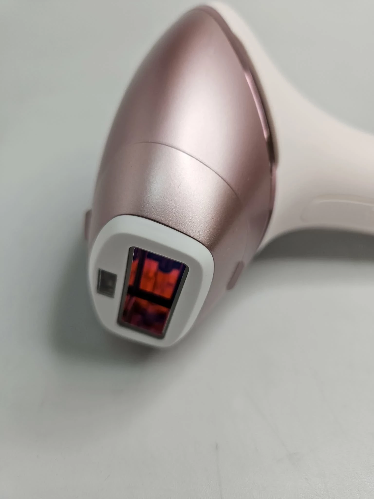 depilator-philips-lumea-9900-bri977-4-nasadki-etui-gwar-stan-idealny-kod-producenta-bri97700
