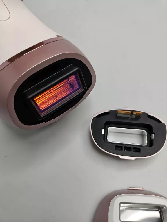 depilator-philips-lumea-9900-bri977-4-nasadki-etui-gwar-stan-idealny-czas-pracy-bezprzewodowej-41