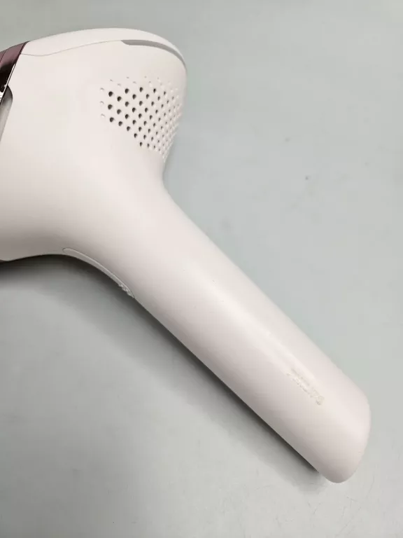 depilator-philips-lumea-9900-bri977-4-nasadki-etui-gwar-stan-idealny-sposob-depilacji-205361-223349