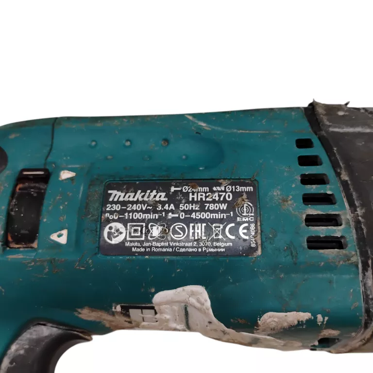 mlotowiertarka-makita-hr2470t-energia-udaru-270