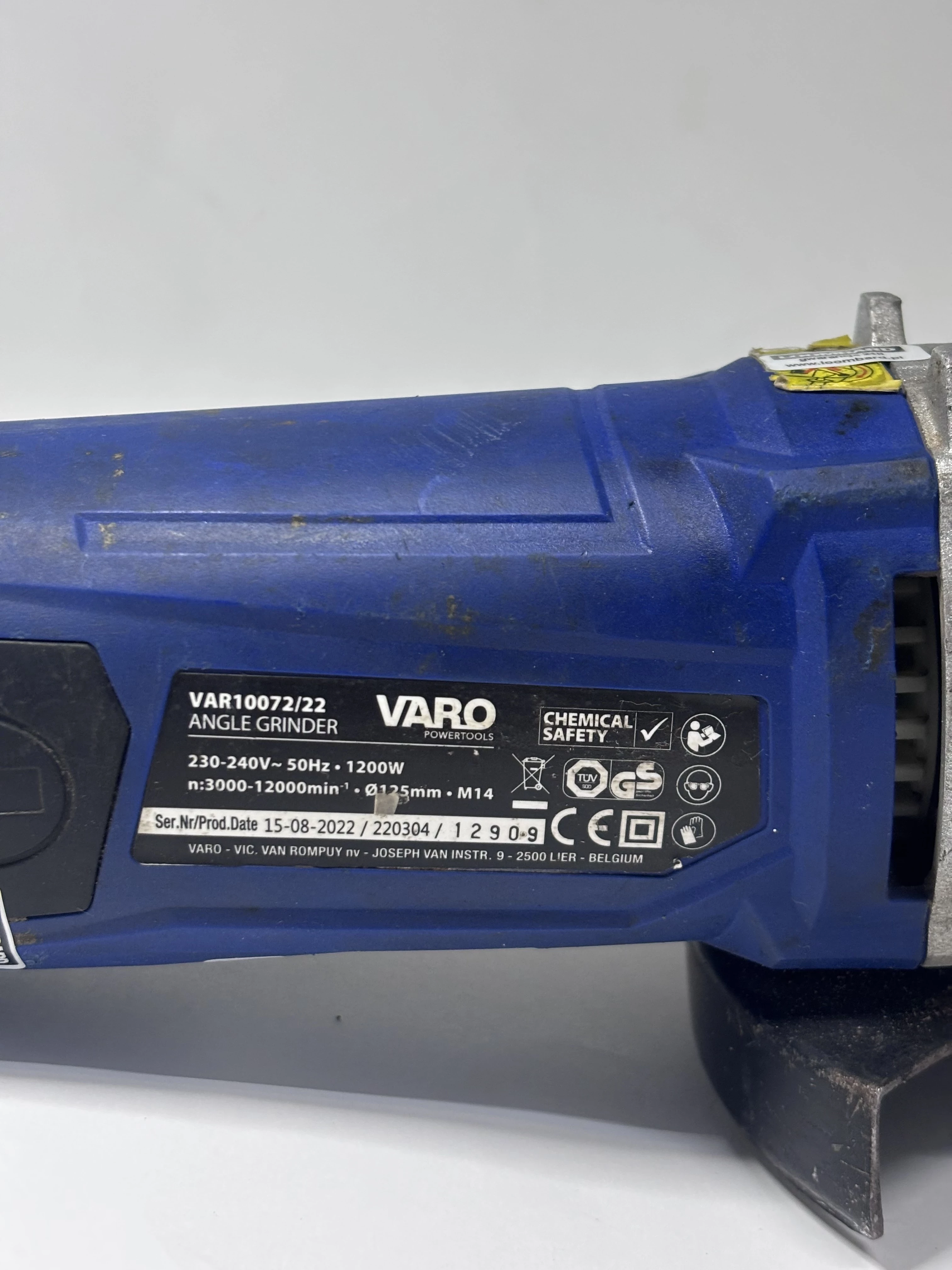 szlifierka-katowa-sieciowa-varo-1200-w-240-v-stan-11323-2