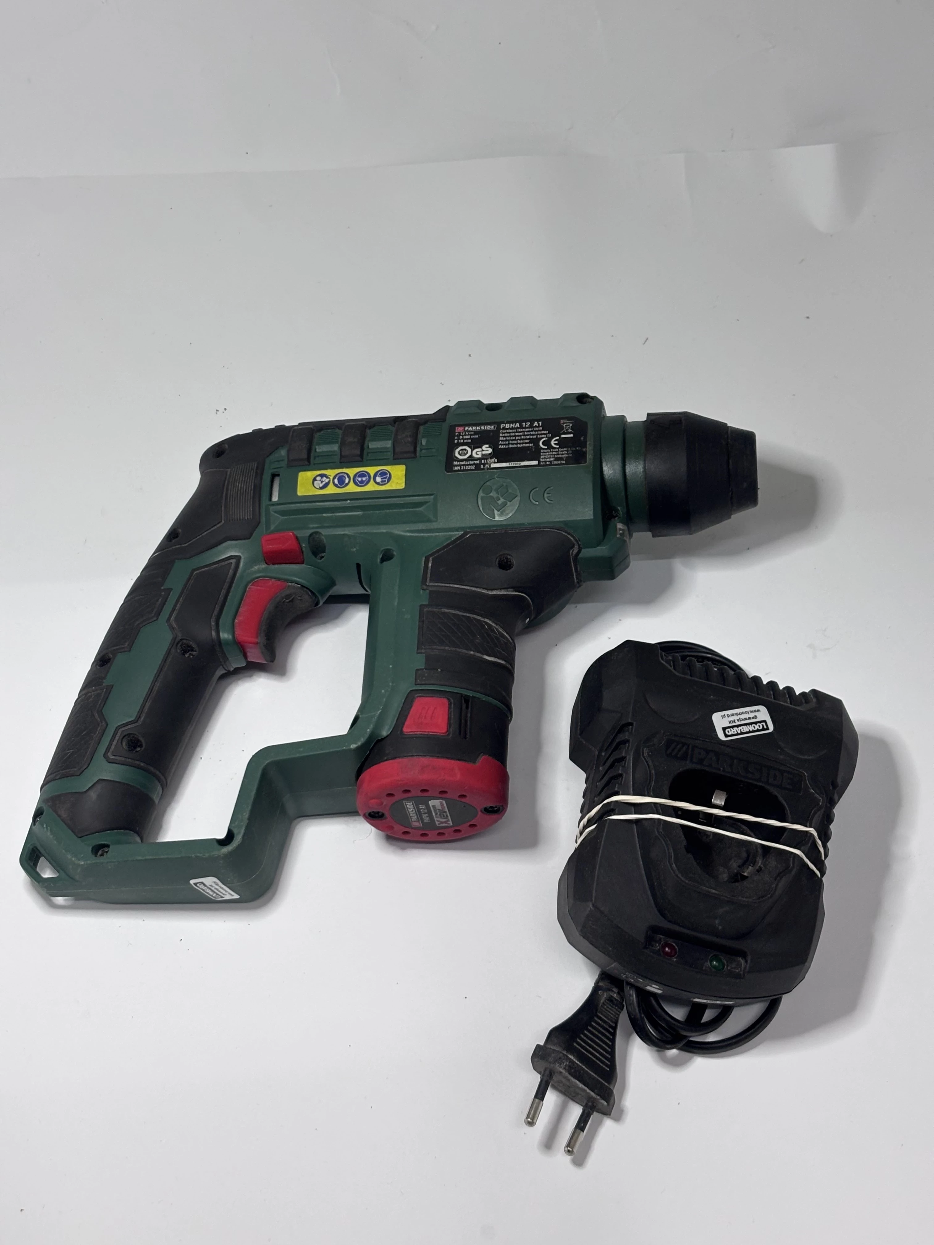 mlotowiertarka-udarowa-parkside-pbha-12-a1-12v-4ah-stan-11323-2