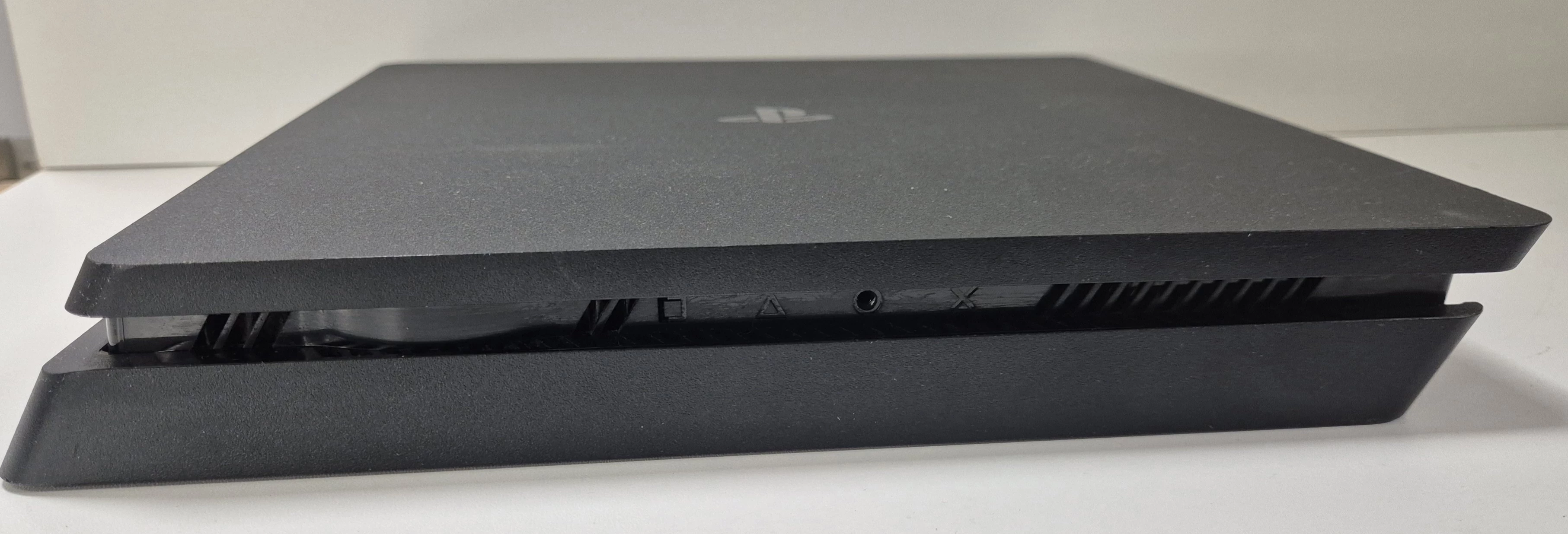 konsola-sony-ps4-slim-1tb-pad-zasilacz-kod-producenta-cuh-2116b