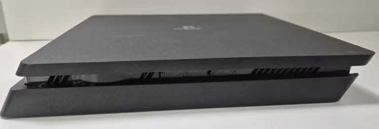 konsola-sony-ps4-slim-1tb-pad-zasilacz-kod-producenta-cuh-2116b