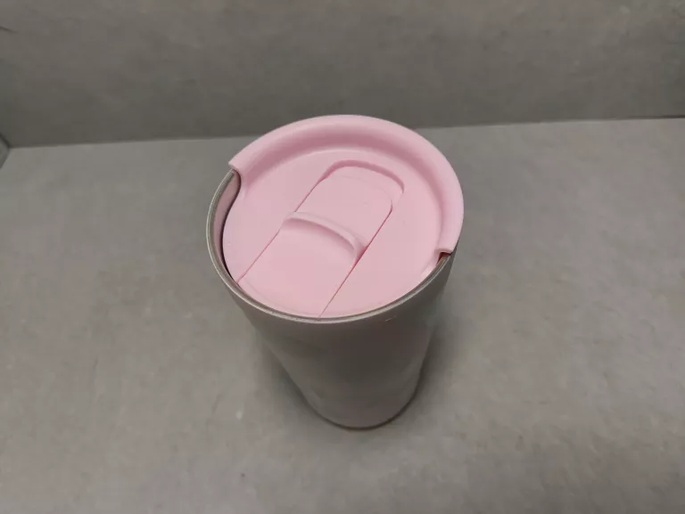 kubek-termiczny-starbucks-rozowy-stan-11323-2