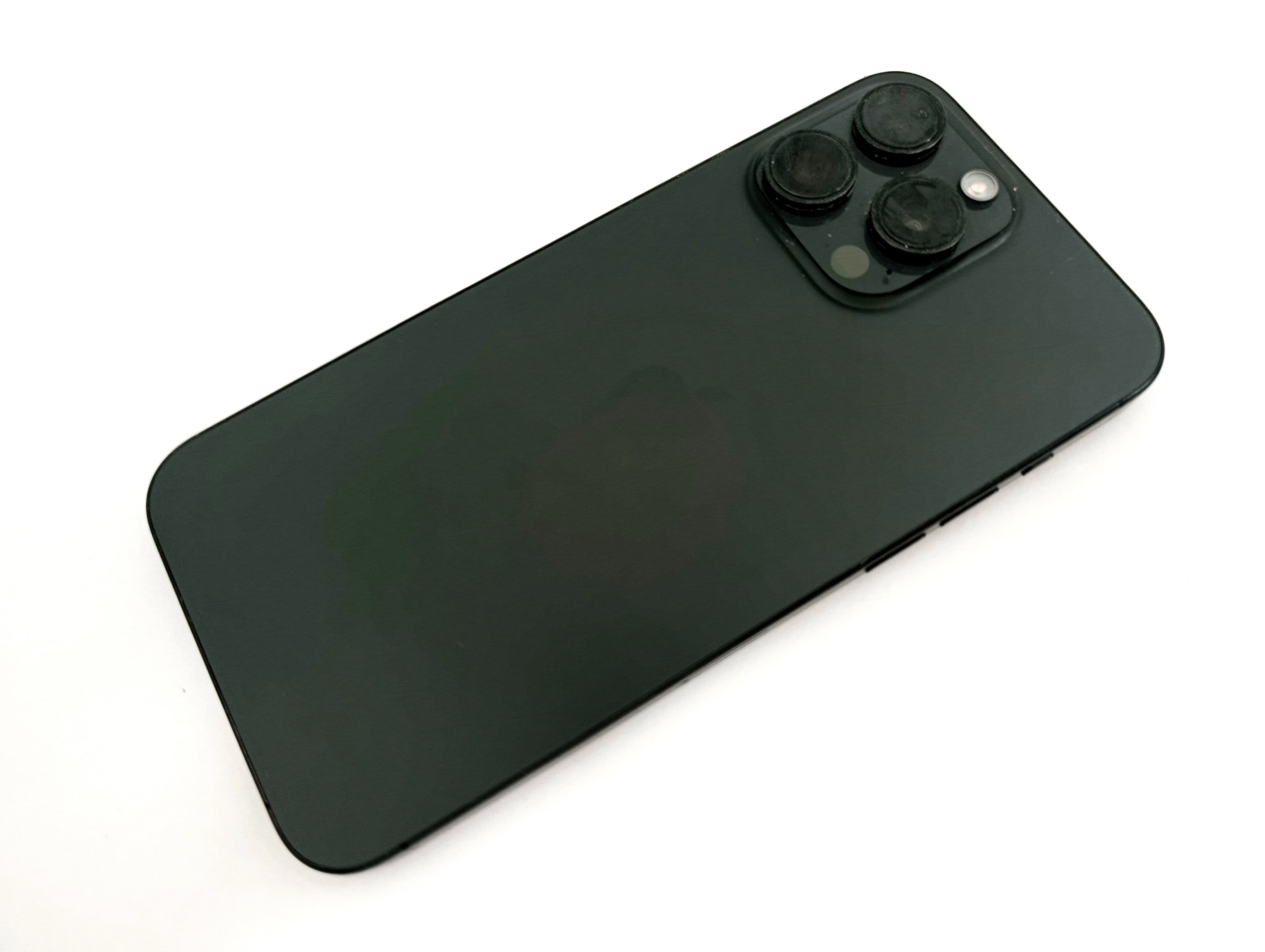 telefon-iphone-15-pro-max-256gb-88-bateria-przekatna-ekranu-670