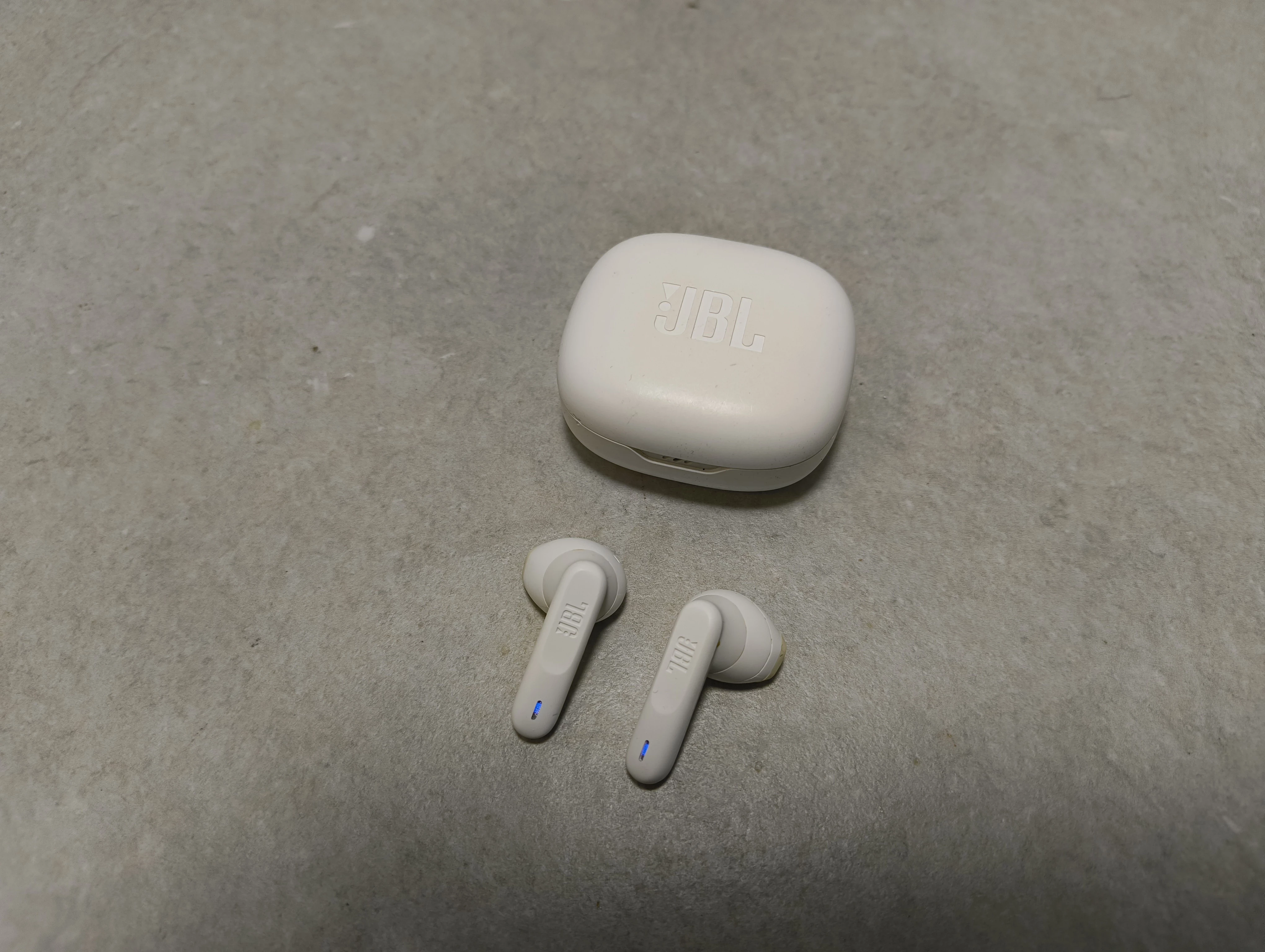 sluchawki-jbl-wave-300-tws-osiedle-niepodleglosci-1-krakow