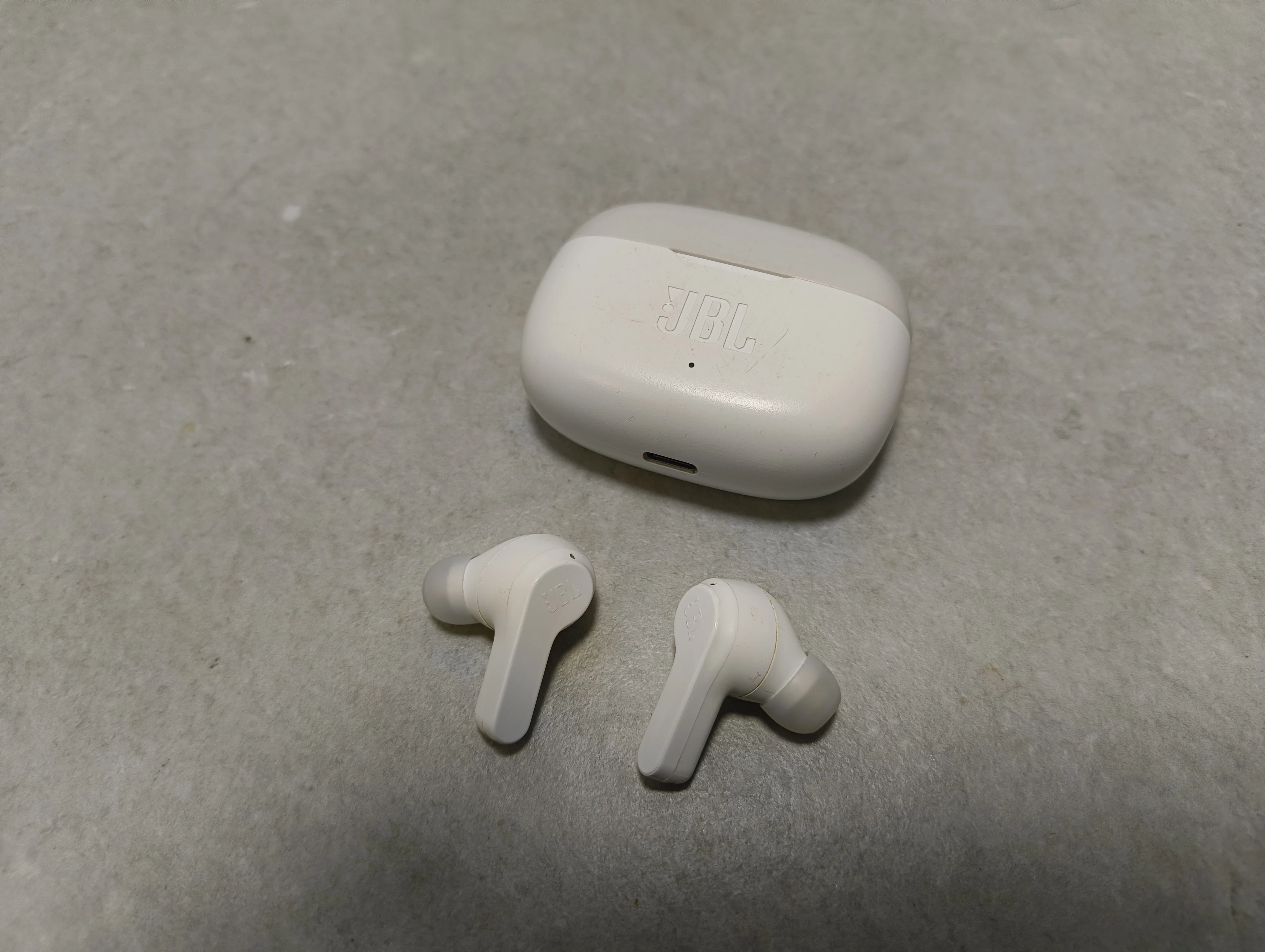 sluchawki-jbl-wave-200-tws-osiedle-niepodleglosci-1-krakow