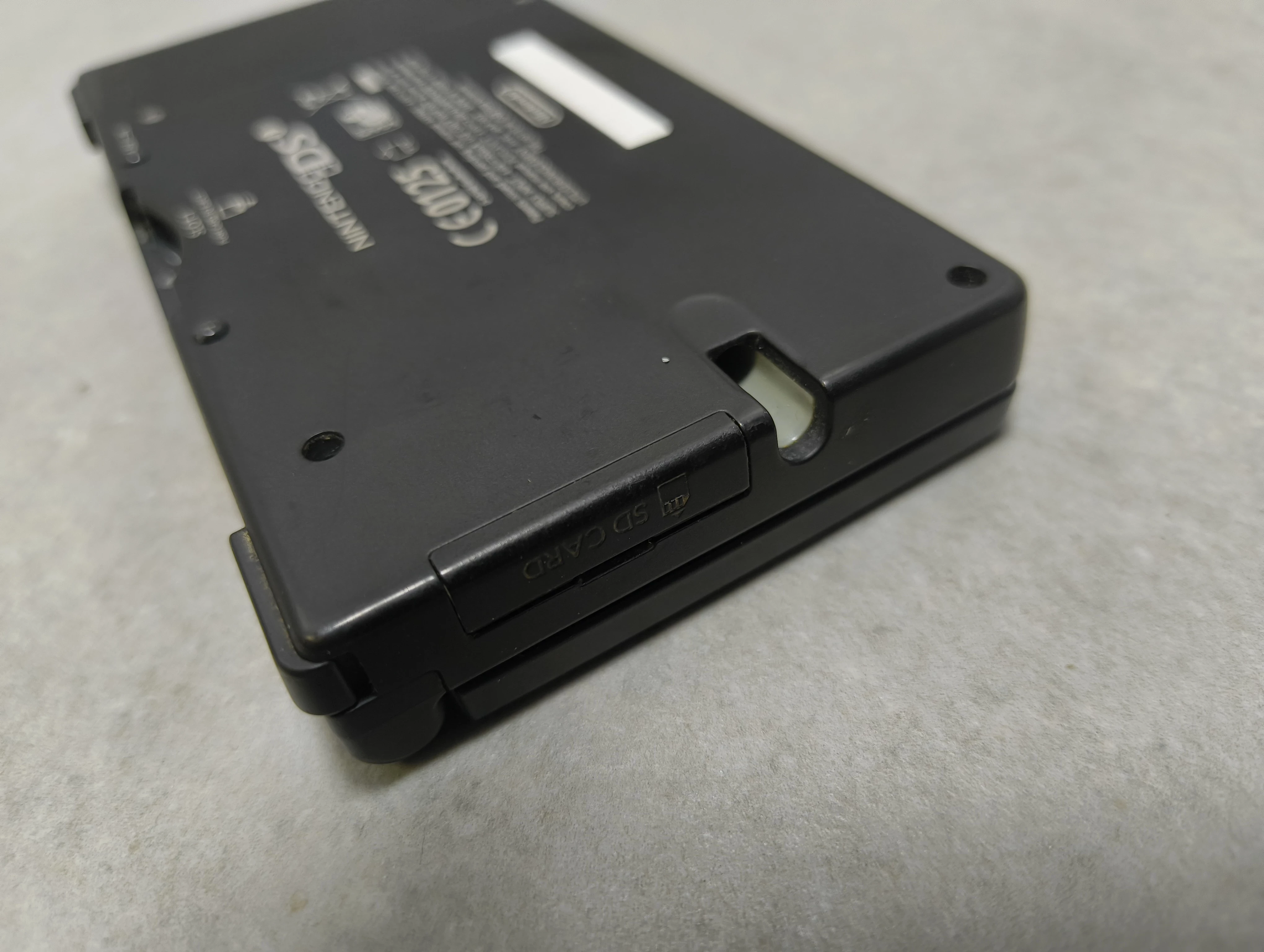 konsola-nintendo-dsi-model-247841-829163