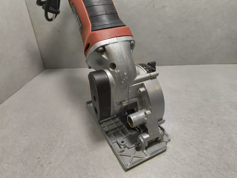 mini-pila-einhell-tc-cs-860-srednica-otworu-pily-1000