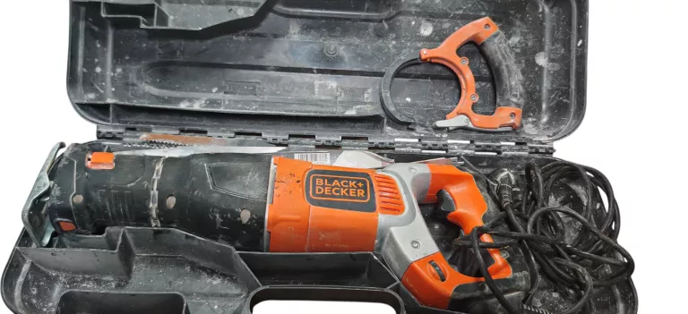 blackdecker-pila-szablowa-1050w-rs1050ek-targowa-32-warszawa