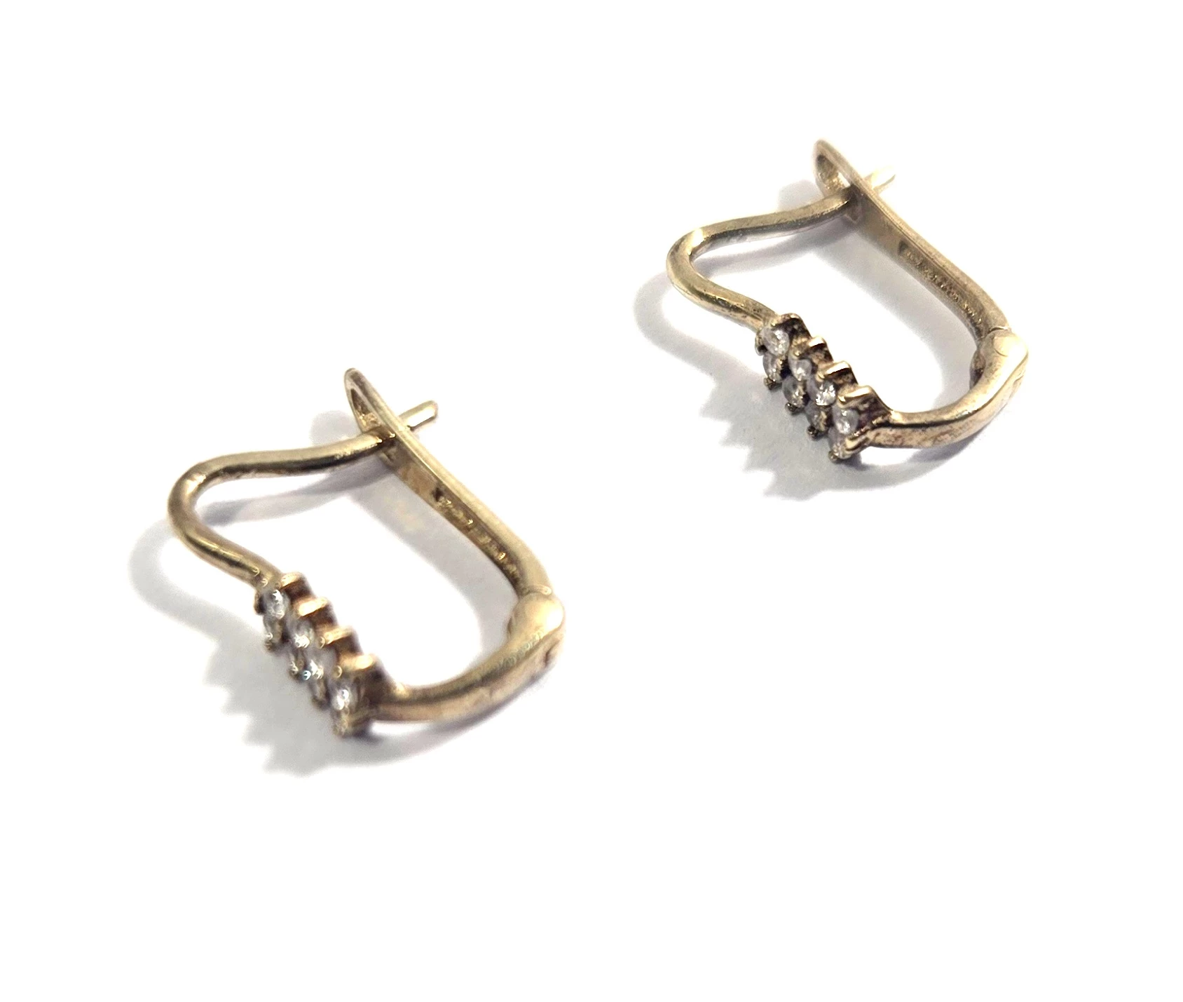 delikatne-zlote-kolczyki-proba-333-stan-11323-2