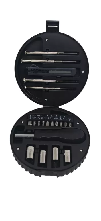 zestaw-narzedzi-do-napraw-domowych-w-oponie-20-elementow-targowa-32-warszawa