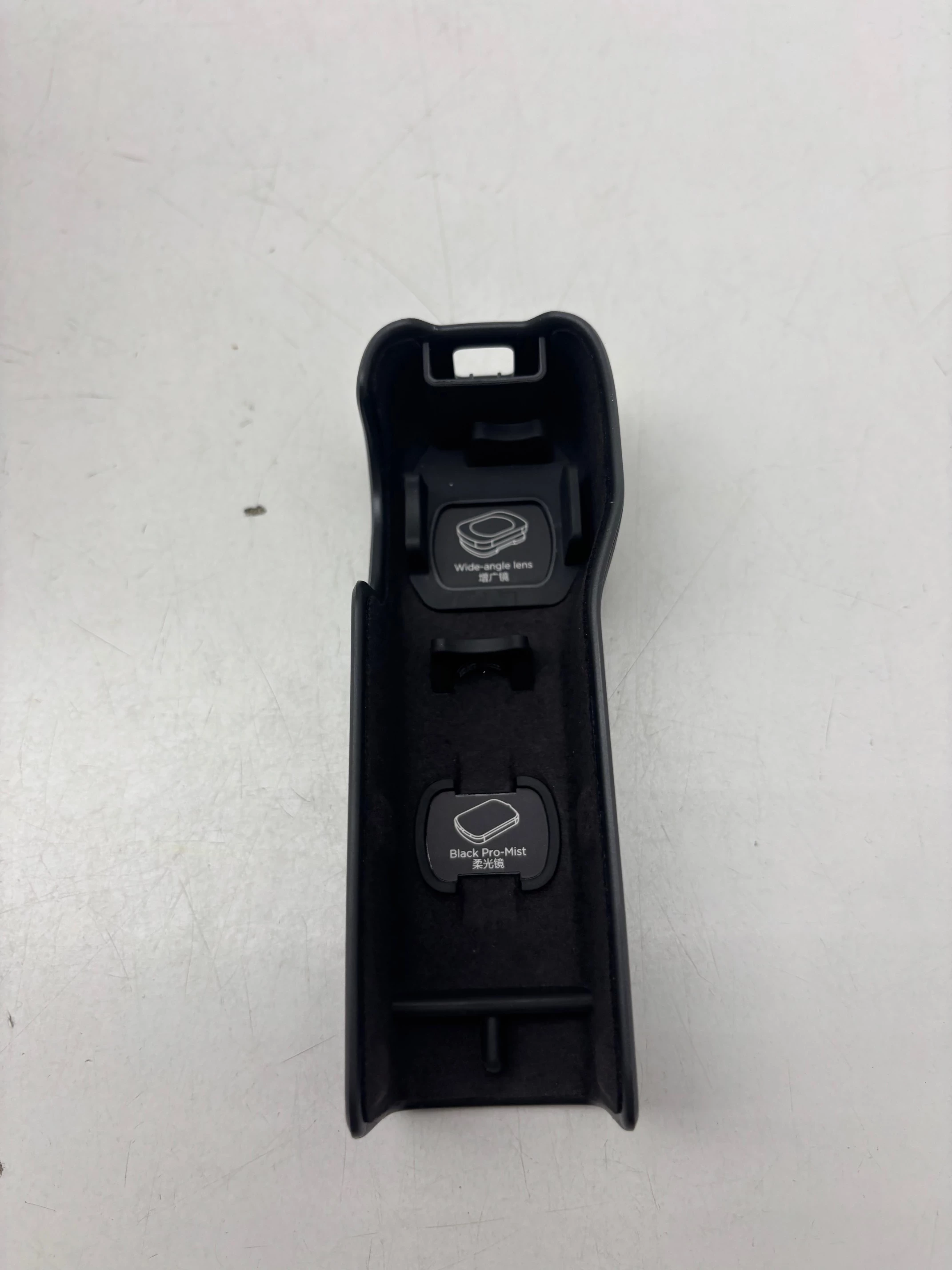 kamera-dji-osmo-pocket-3-creator-combo-pud-stan-11323-2