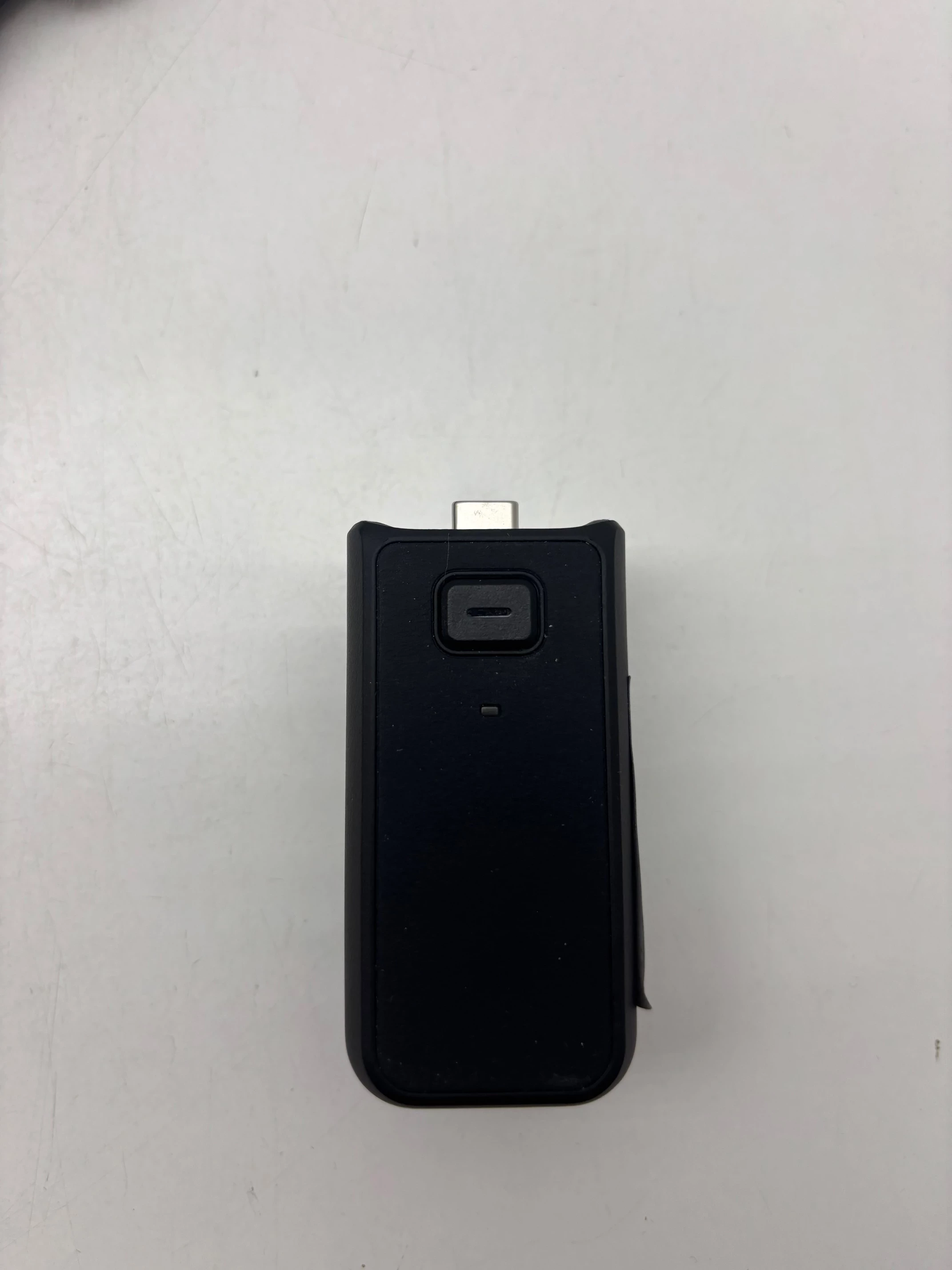 kamera-dji-osmo-pocket-3-creator-combo-pud-model-osmo-pocket-3-creator-combo