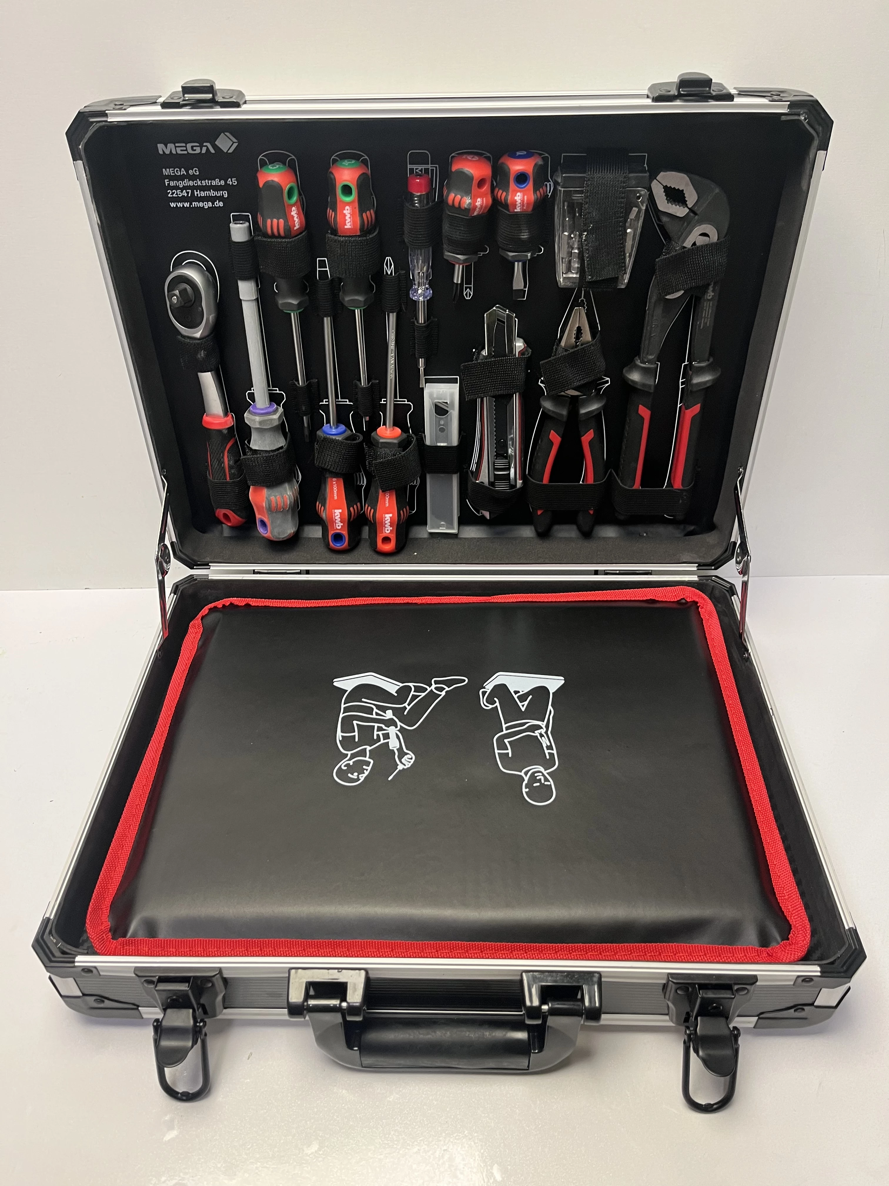 zestaw-kluczyi-narzedzi-recznych-w-walizce-mega-marka-248811-950987