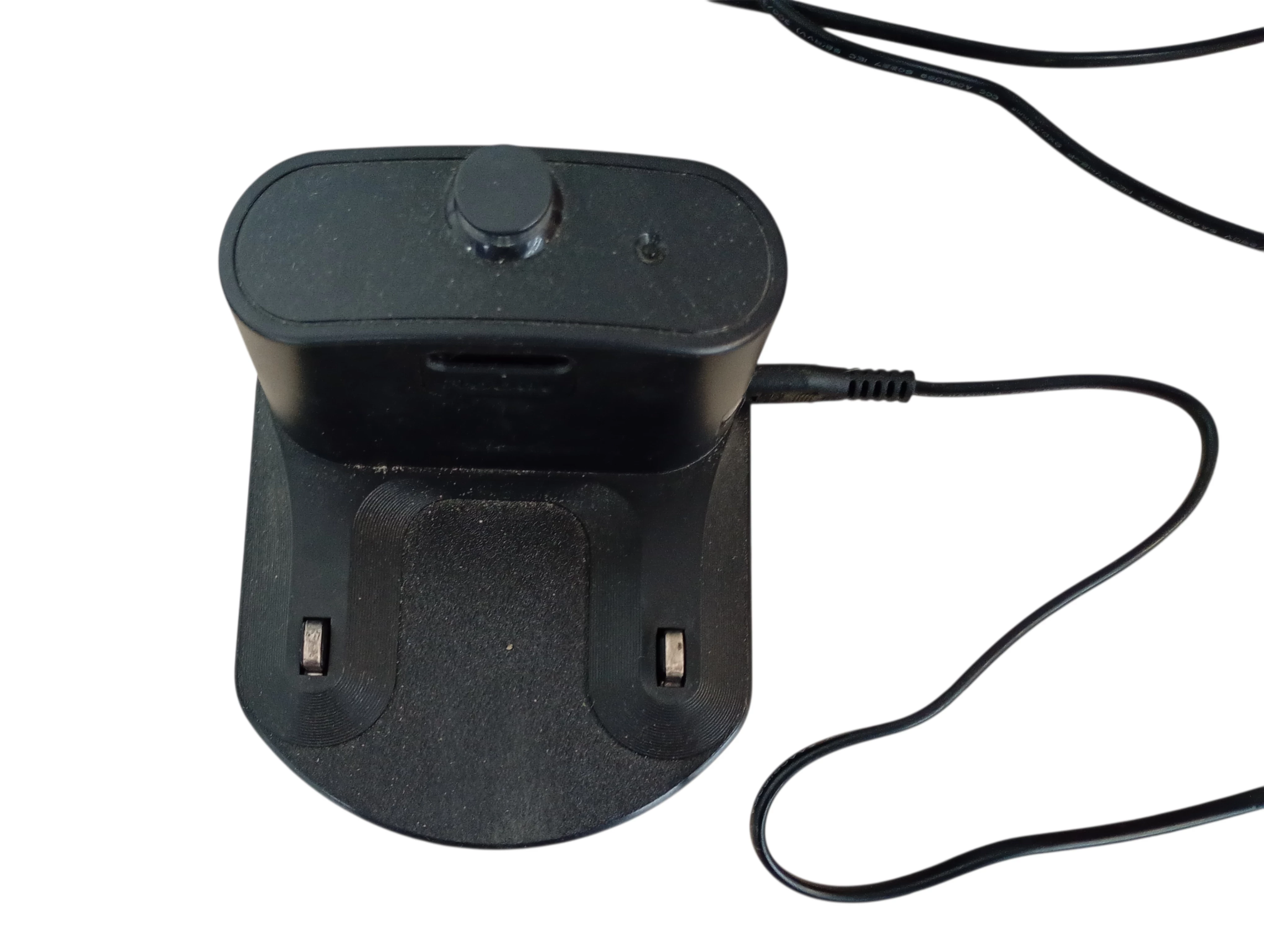 robot-sprzatajacy-odkurzajacy-irobot-roomba-i5-i5156-ladowarka-pudelko-czas-ladowania-180