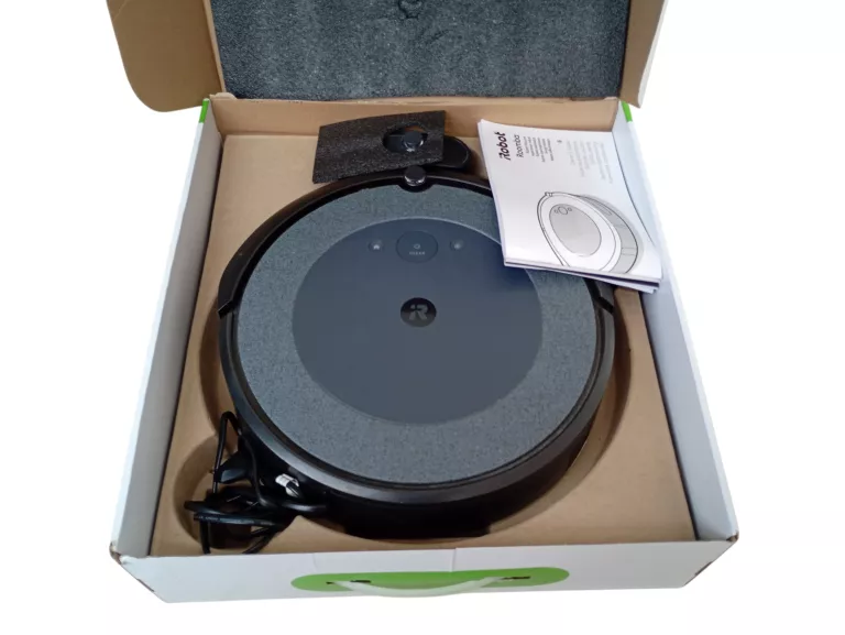 robot-sprzatajacy-odkurzajacy-irobot-roomba-i5-i5156-ladowarka-pudelko-czujniki-205846-1