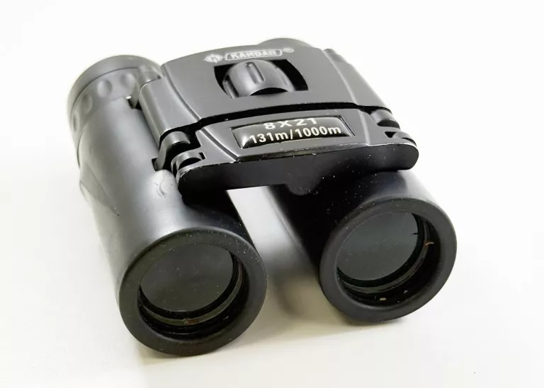 lornetka-turystyczna-mysliwska-kandar-8x21-a100-krupowki-75-zakopane