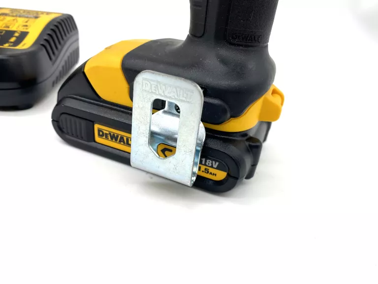 wkretarka-dewalt-dcd776-2-x-aku-15ah-lad-stan-11323-2