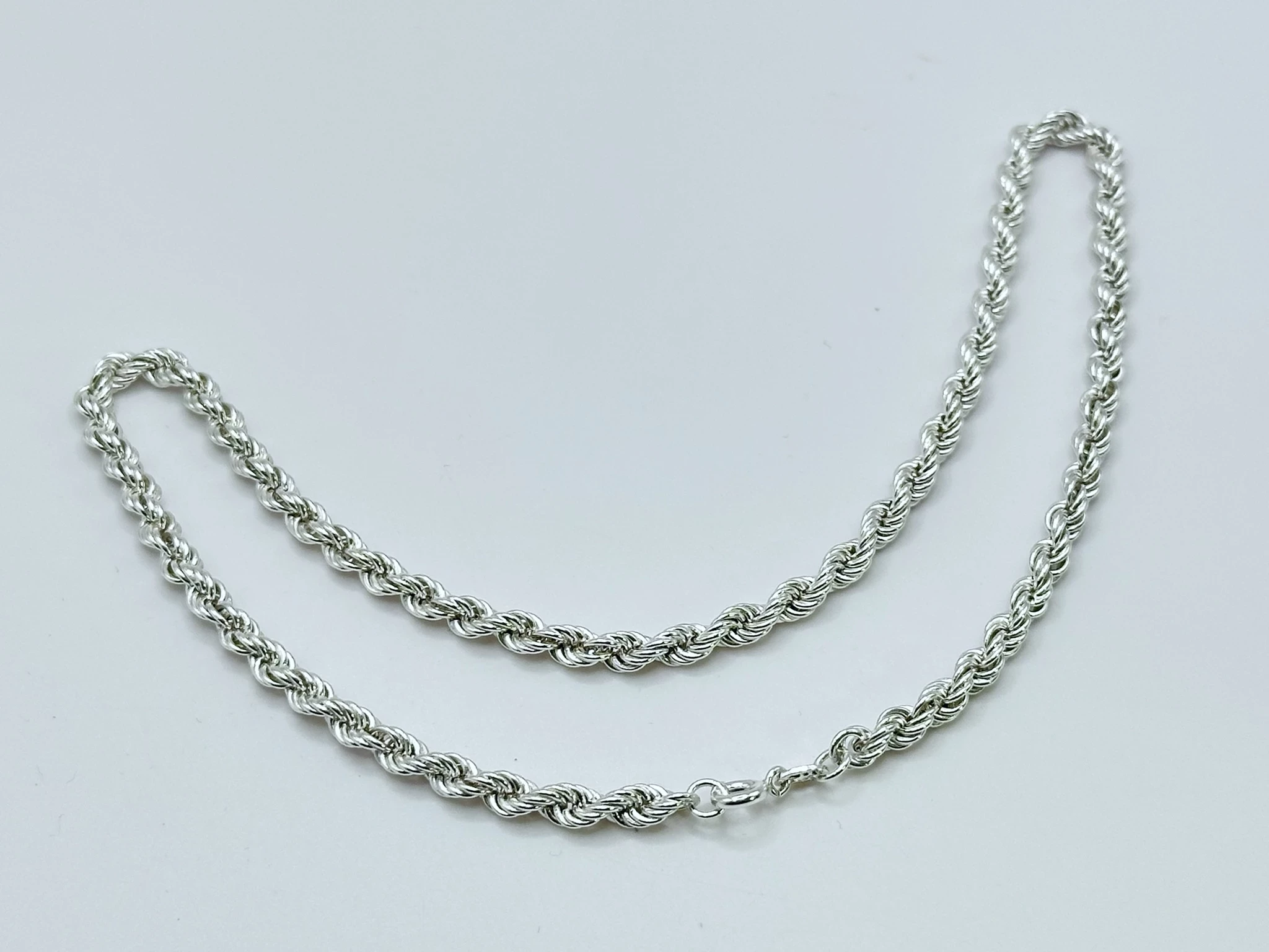 ladny-grubszy-lancuszek-ze-srebra-925-o-splocie-kordel-126g-dlugosc-calkowita-385