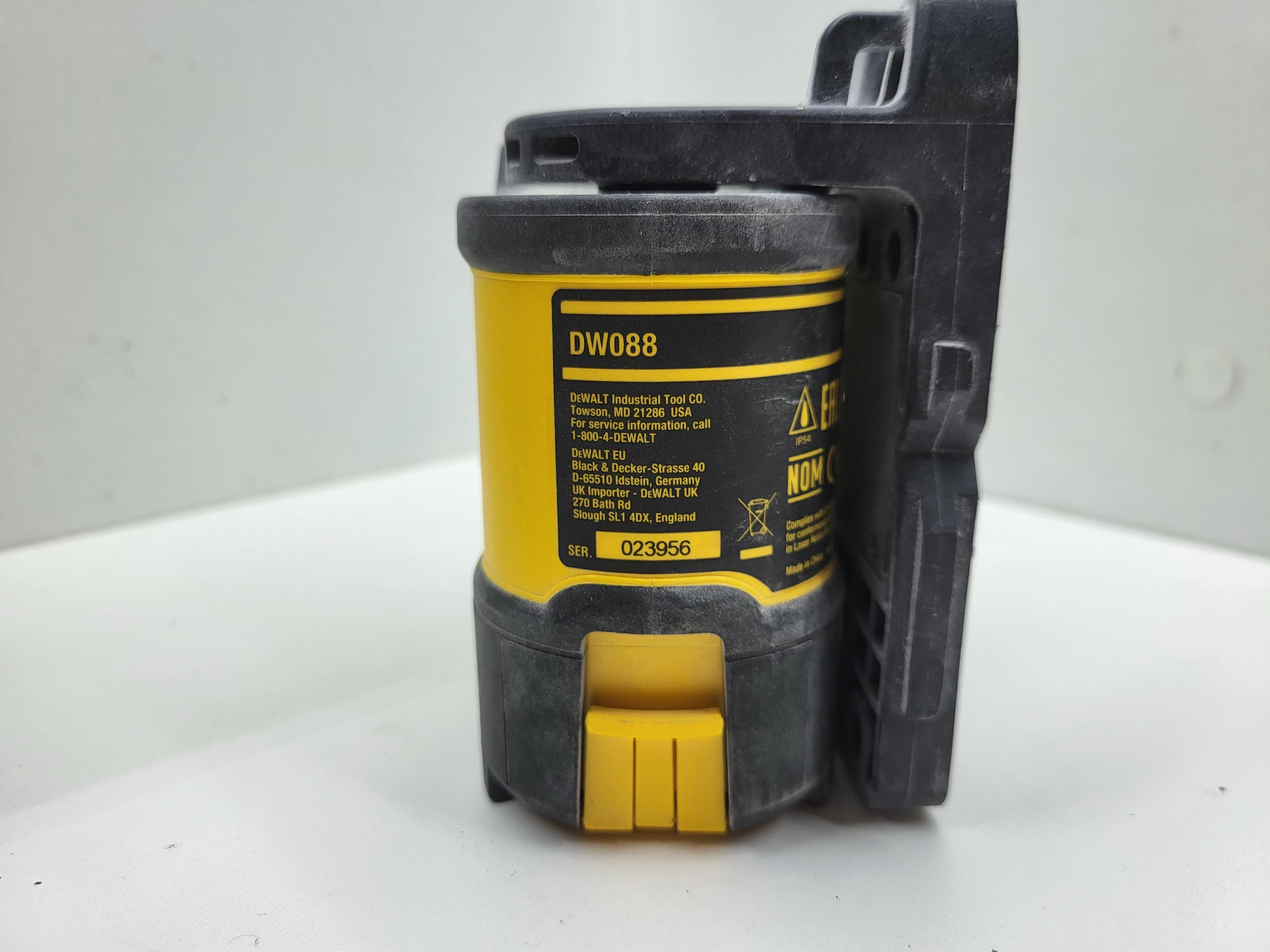 laser-dewalt-dw088-kod-producenta-dw088cg-xj