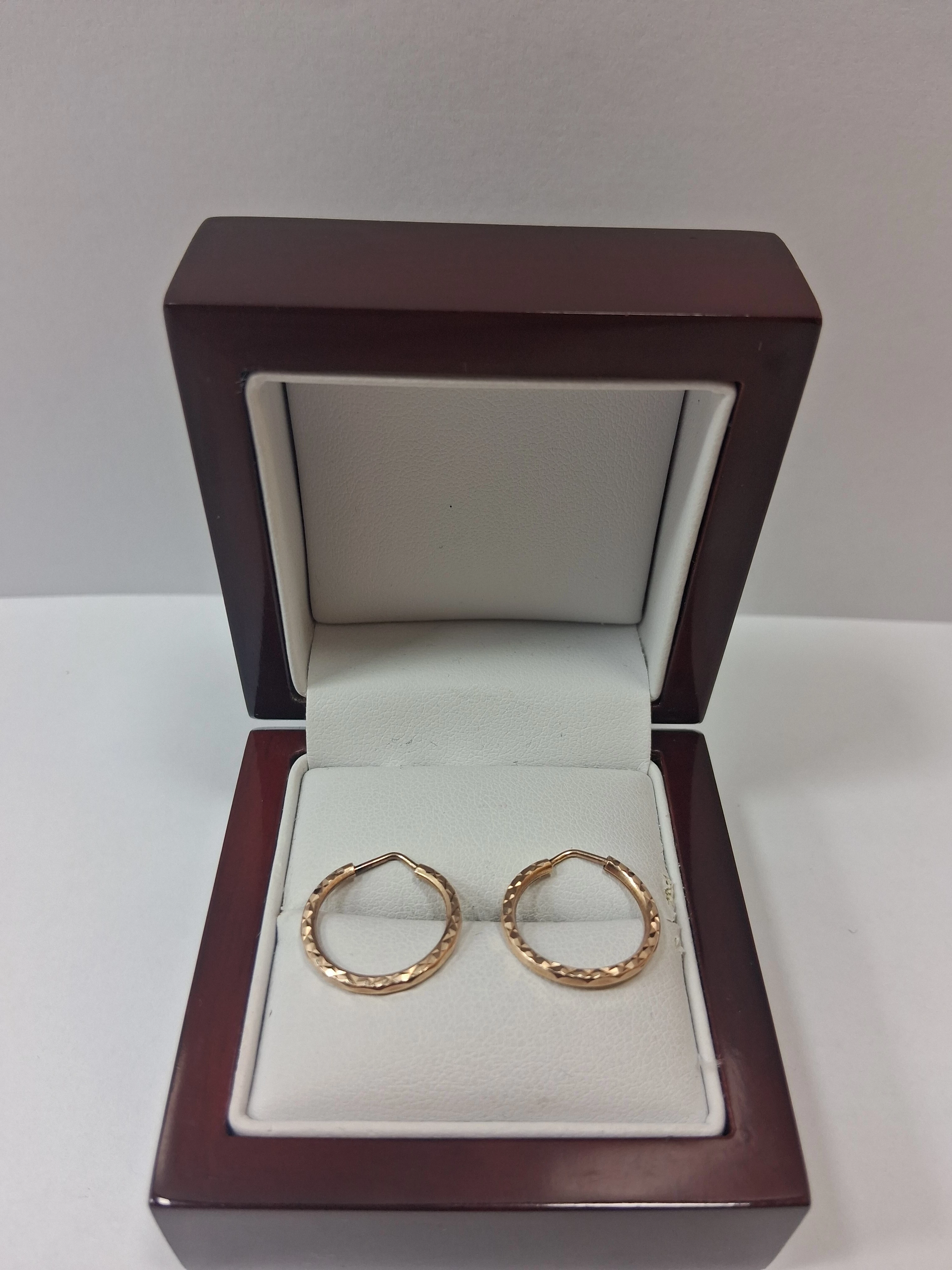 zlote-kolczyki-585-w127-rodzaj-2205-2