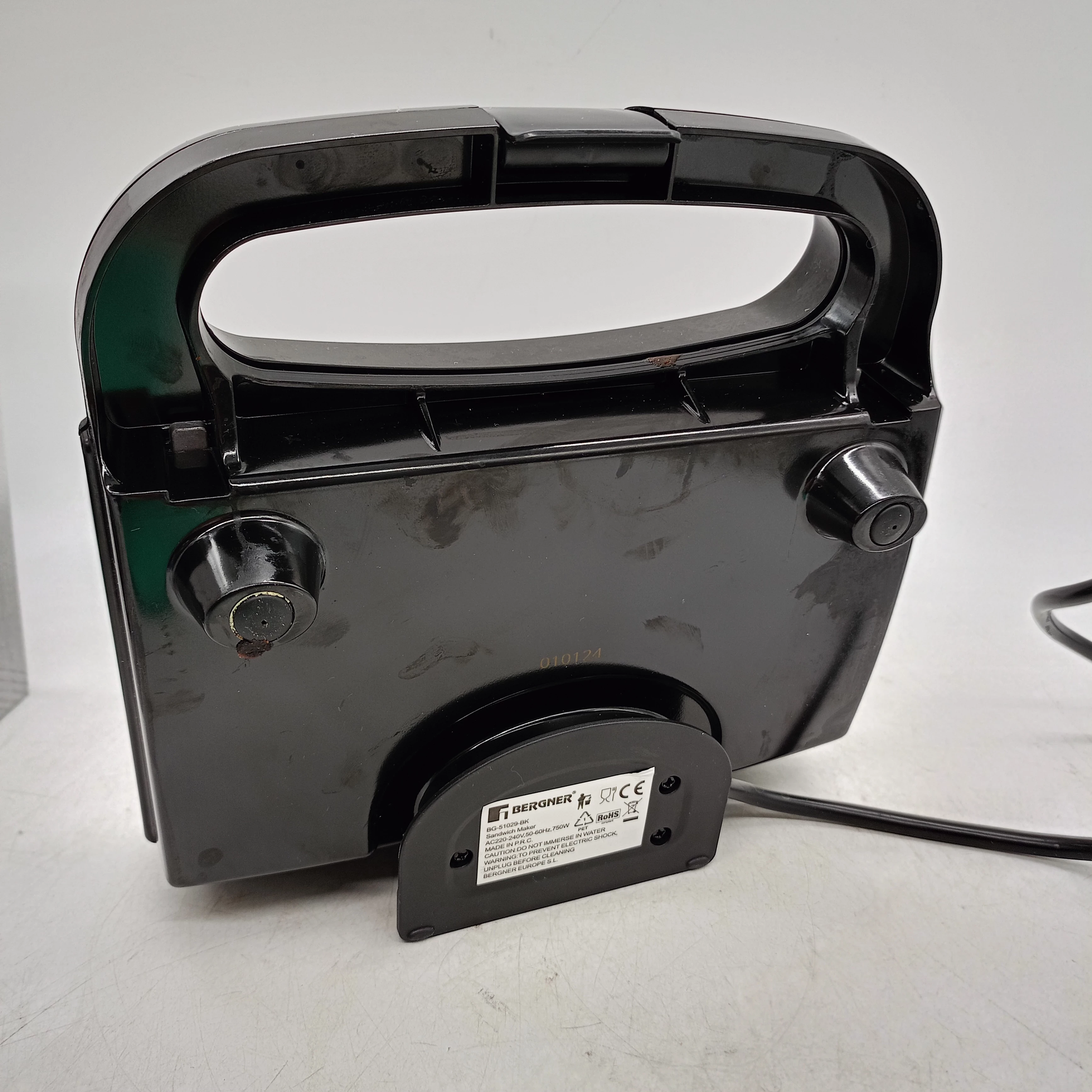 opiekacz-bergner-750w-stan-11323-2