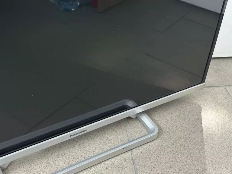 panasonic-tx-32as520e-pilot-typ-telewizora-211486-250142