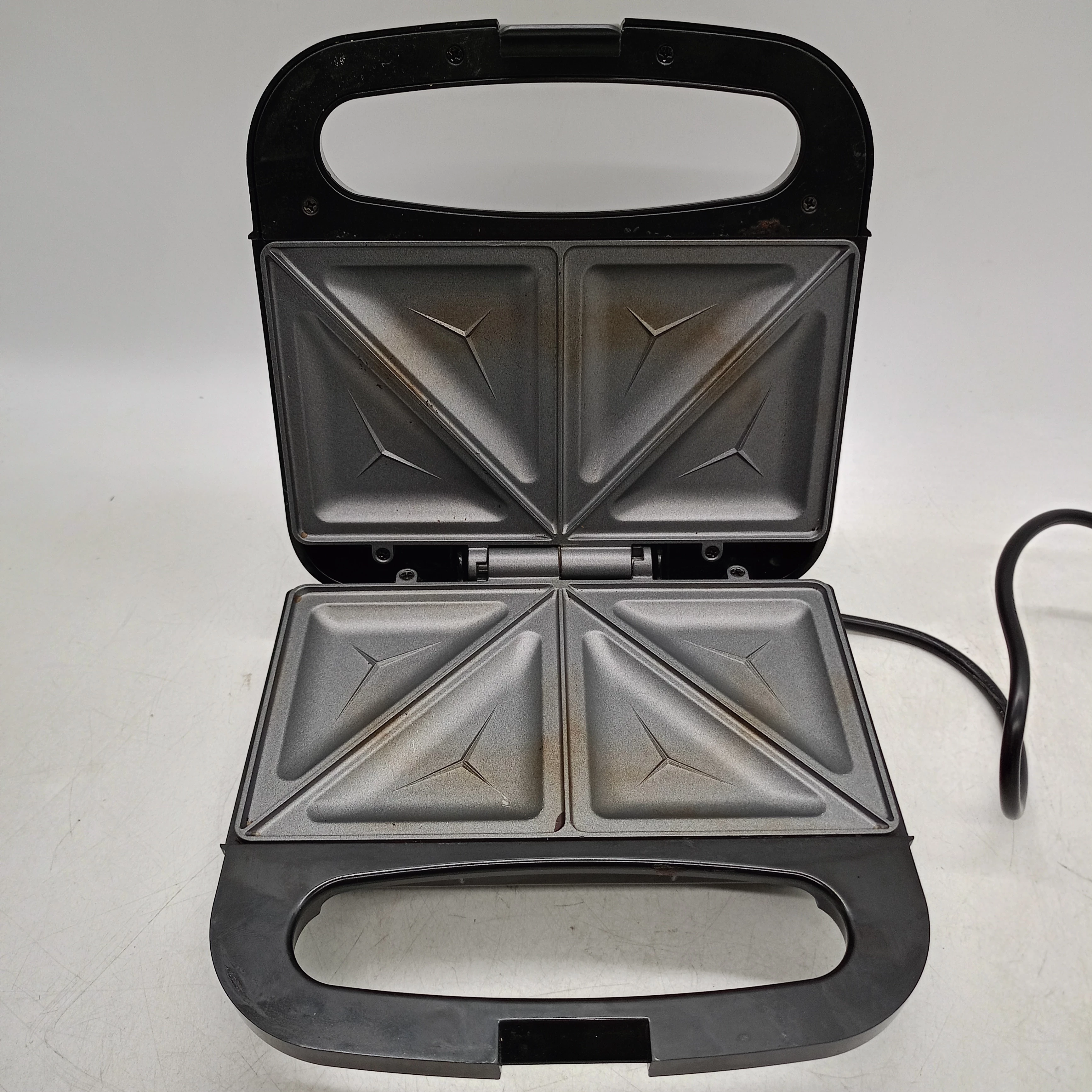 opiekacz-bergner-750w-ean-gtin-6941849674325