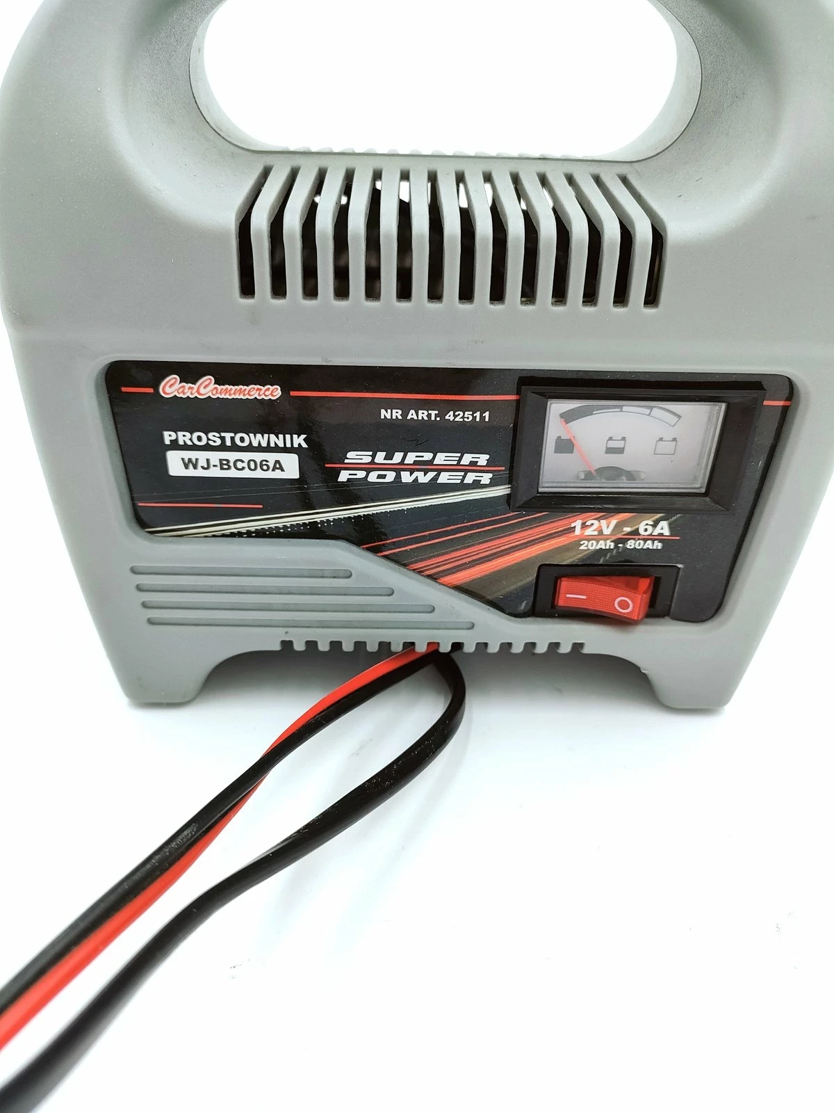 prostownik-do-ladowania-akumulatorow-wj-bc06a-stan-11323-2