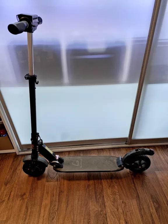 hulajnoga-elektryczna-kugoo-s1-pro-350-w-1400-km-opis-moc-silnika-35000