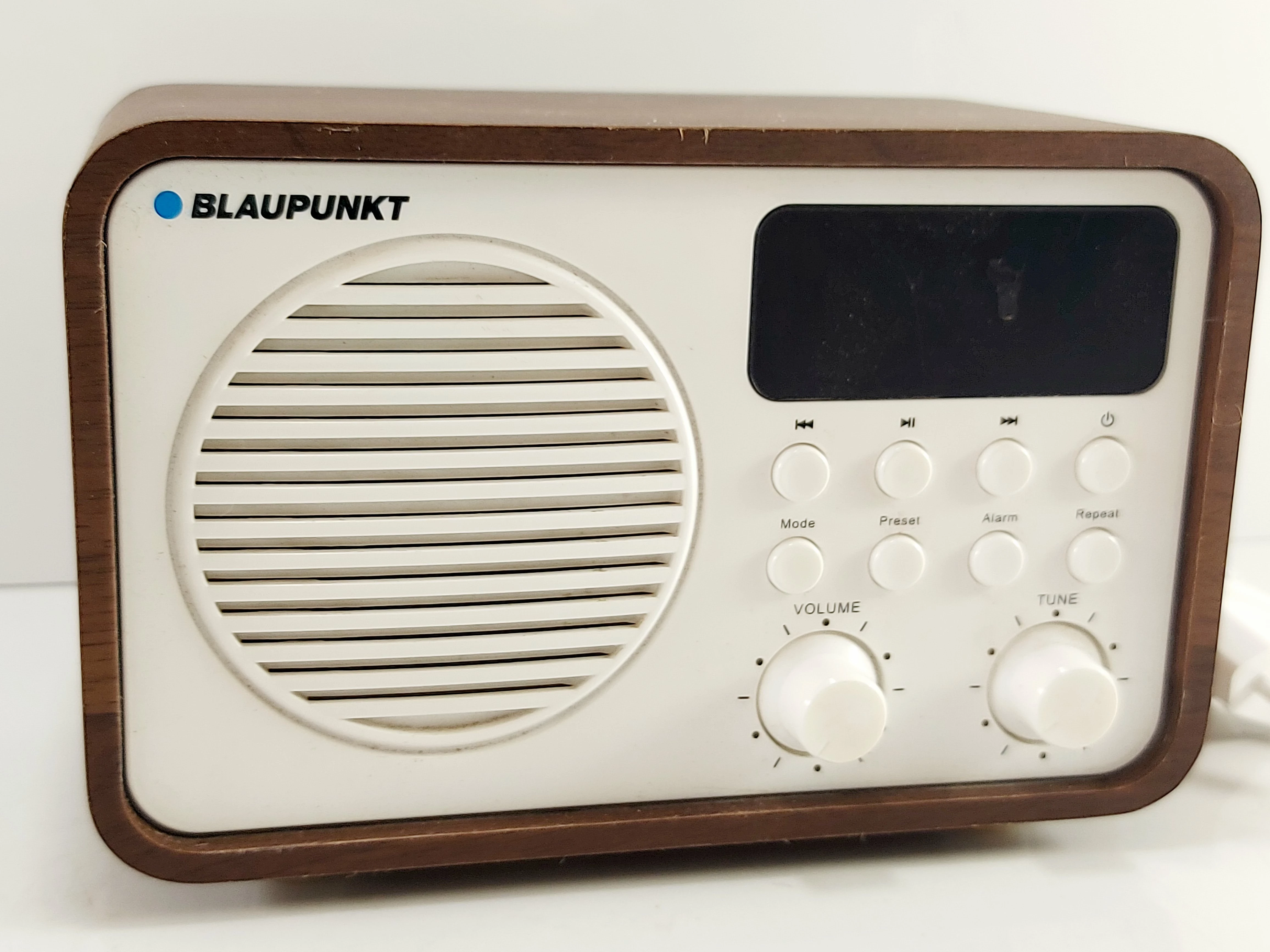 radio-sieciowo-bateryjne-fm-blaupunkt-pp7bt-ean-gtin-5901750505287