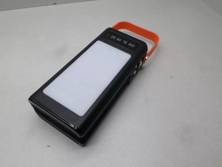 powerbank-30-000mah-led-4x-usb-usb-c-lighting-ean-gtin-5906961939098