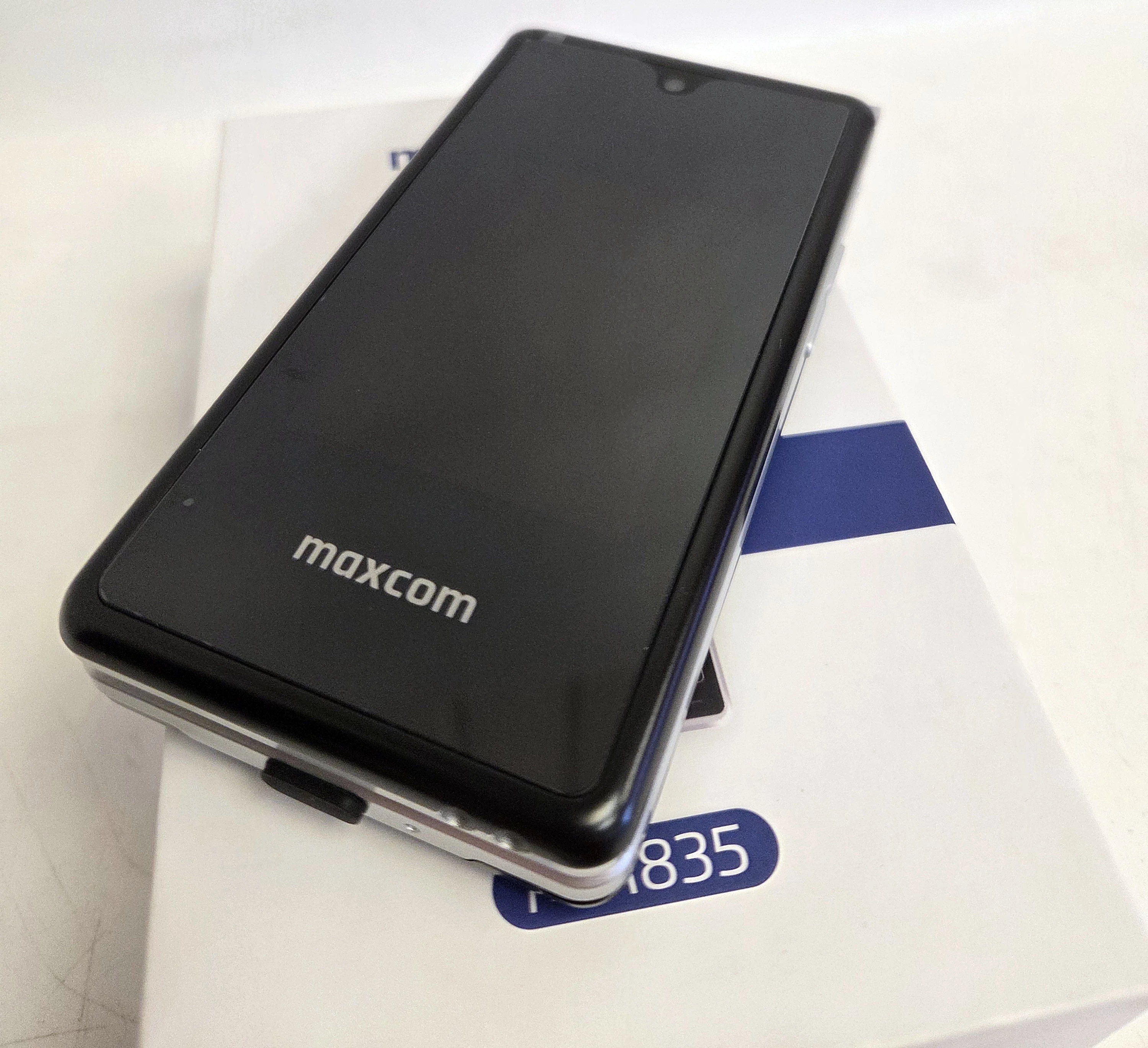 telefon-maxcom-mm835-komplet-kod-producenta-5908235978352